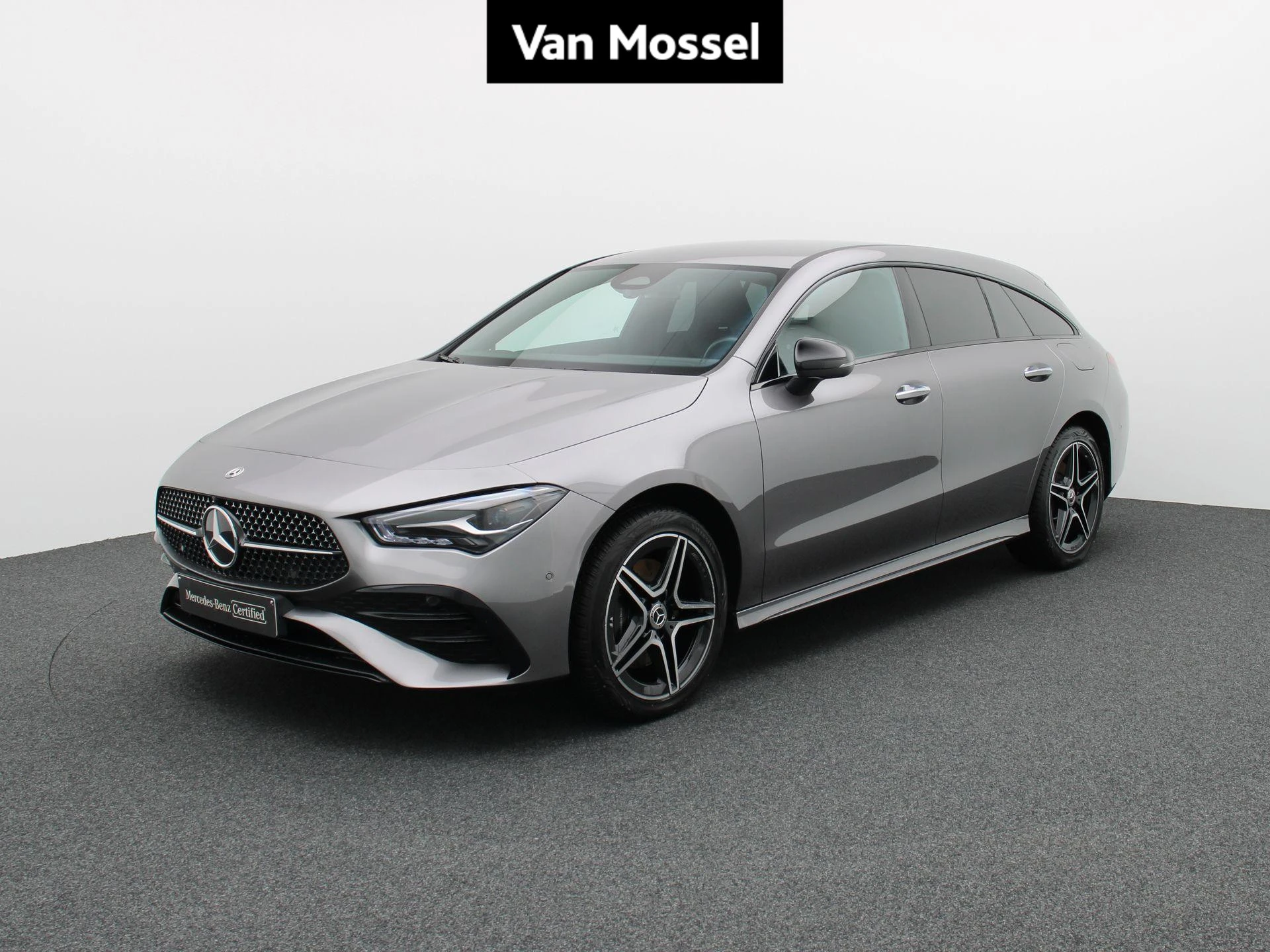 Mercedes-Benz-CLA-image-0