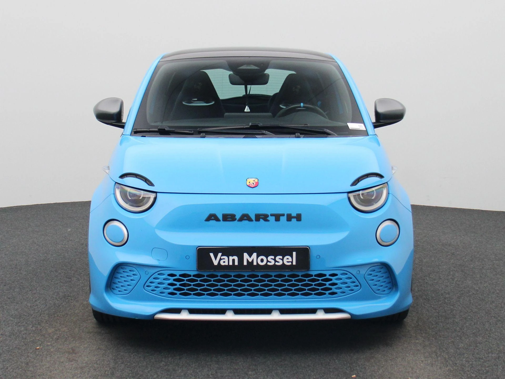 Abarth 500 Abarth Scorpionissima 42 kWh