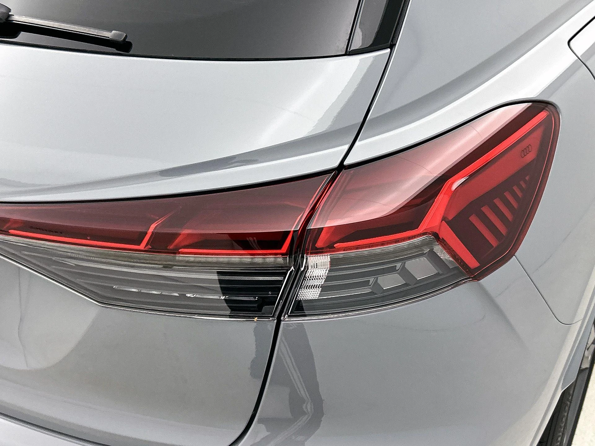 Audi-Q4 e-tron-image-13