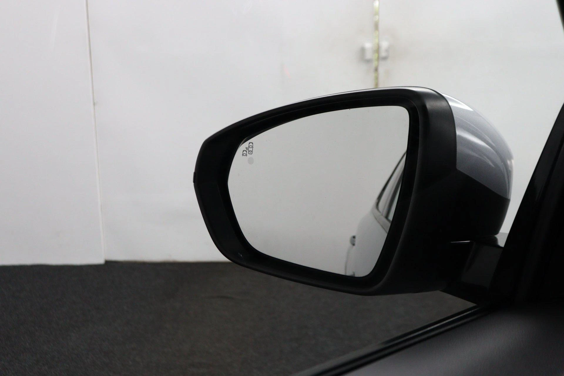 Opel-Grandland X-image-52