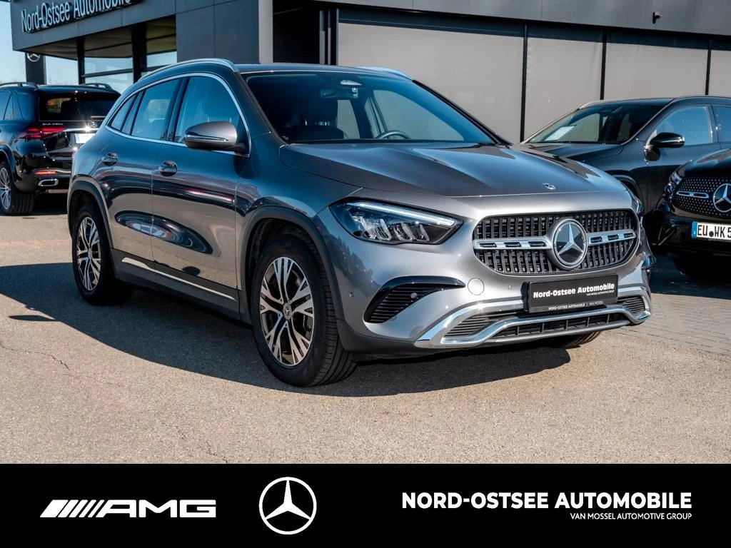 Mercedes-Benz-GLA-image-2