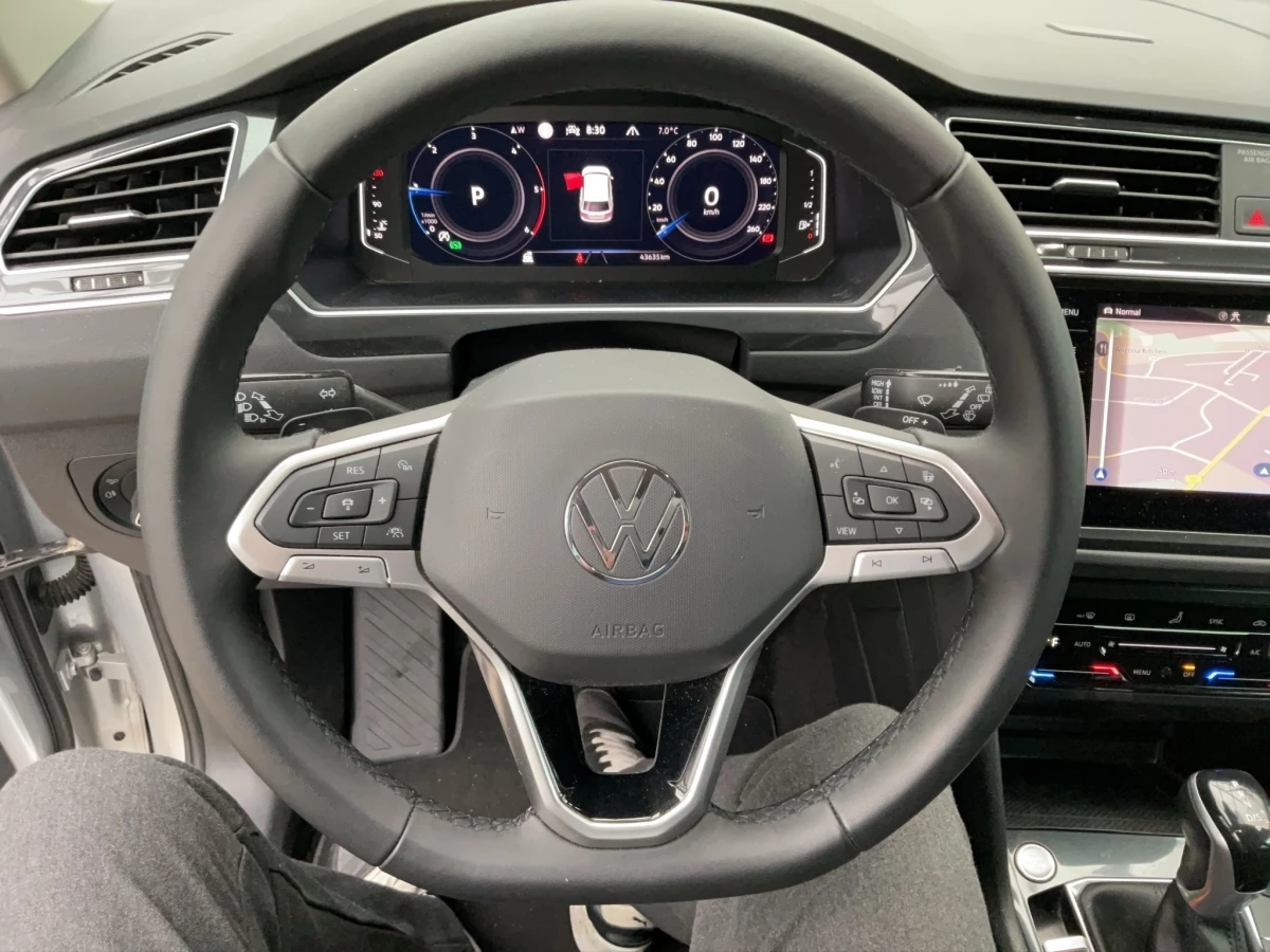 Volkswagen-Tiguan-image-13