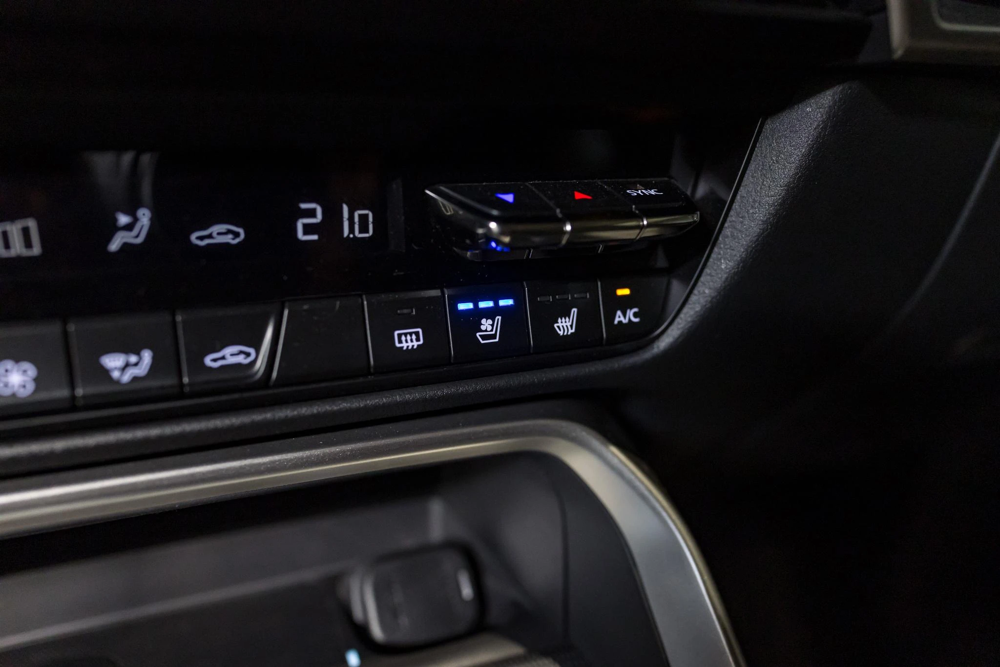 Mazda-CX-60-image-35