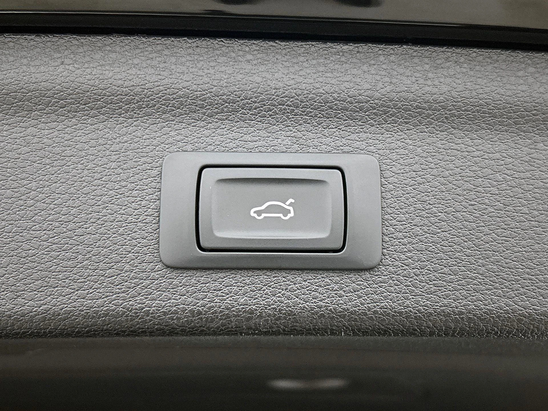 Audi-Q3-image-23