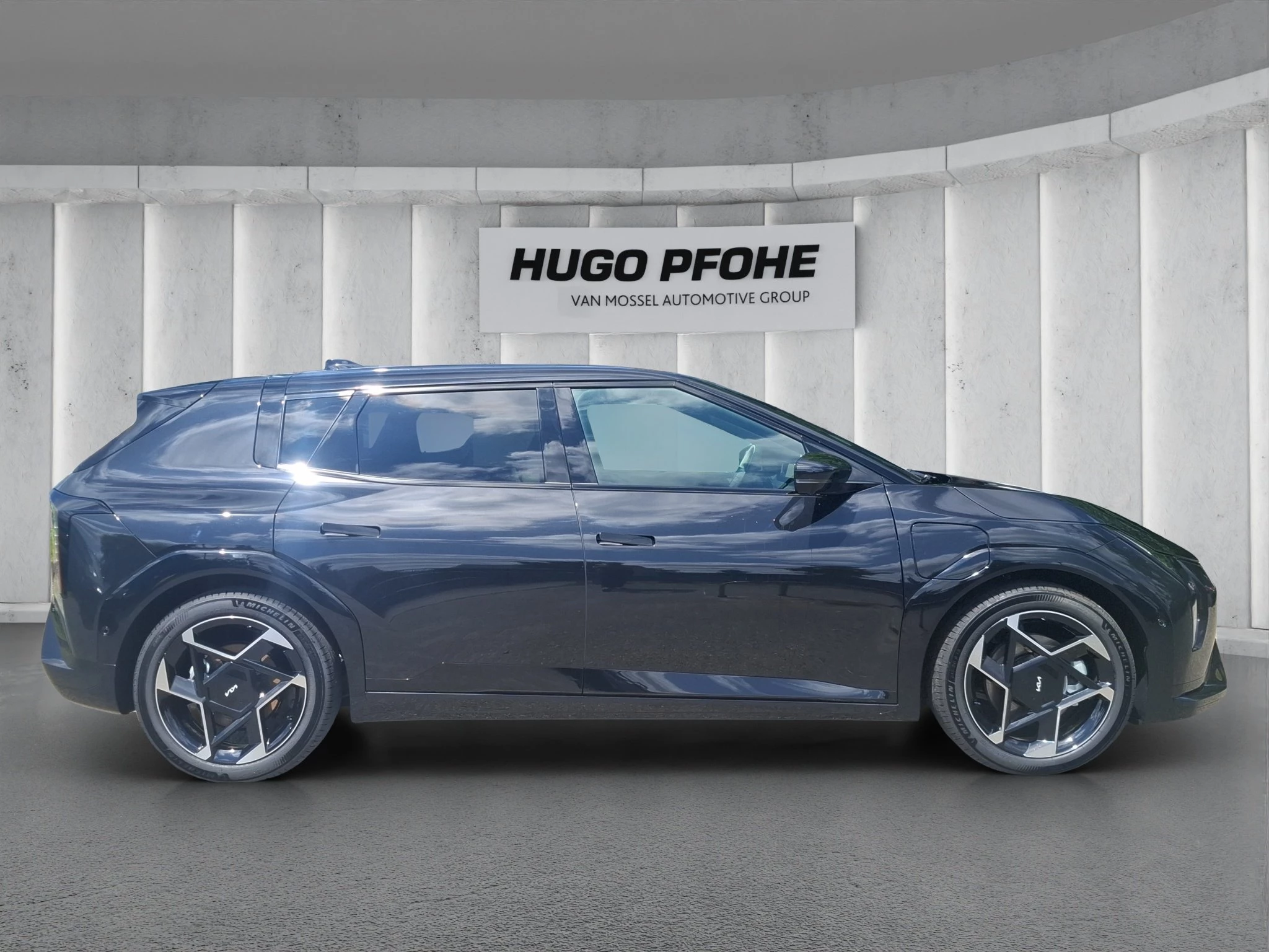 Kia EV4 Hatchback GT-line 81.0 kWh ACC NAVI LED SHZ LEDER 360GRAD *SALE*