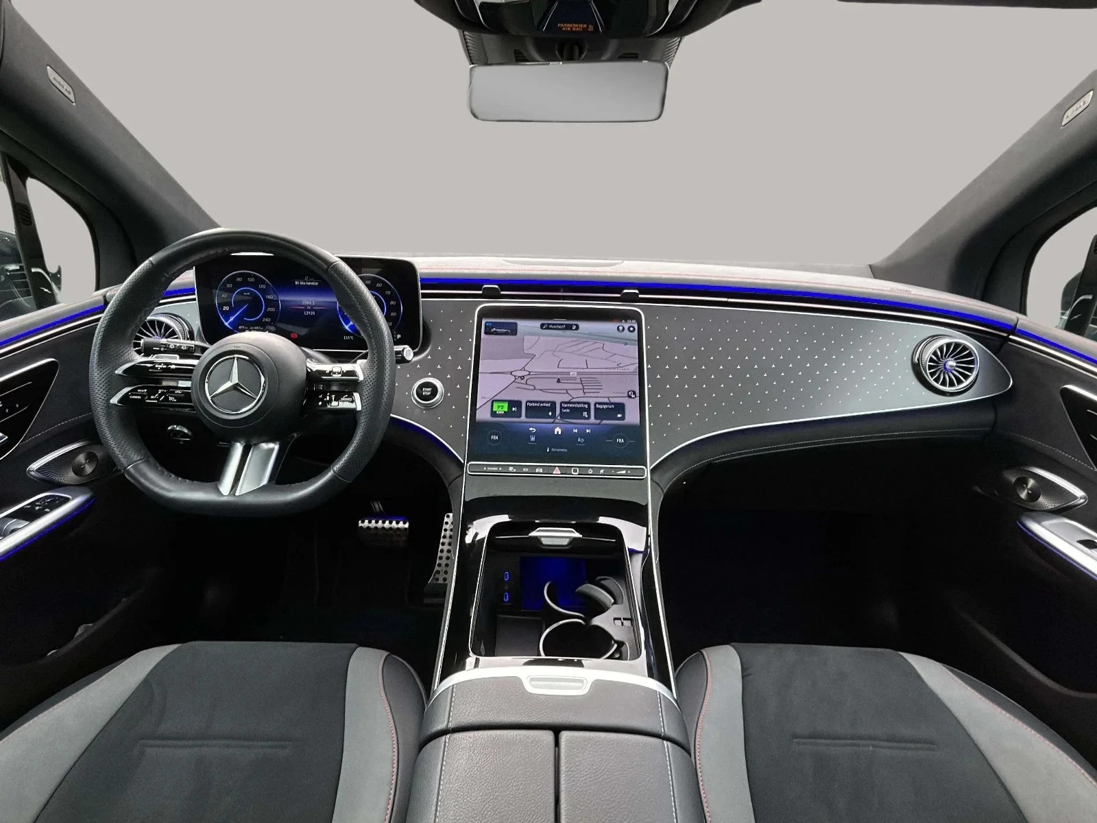 Mercedes-Benz-EQE-image-14