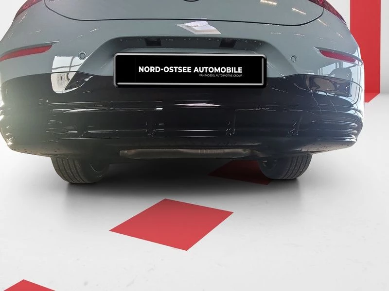 Mercedes-Benz CLA 200 AMG NIGHT PANO WINTER-PAK MULTIBEAM 19-Z AMG Line