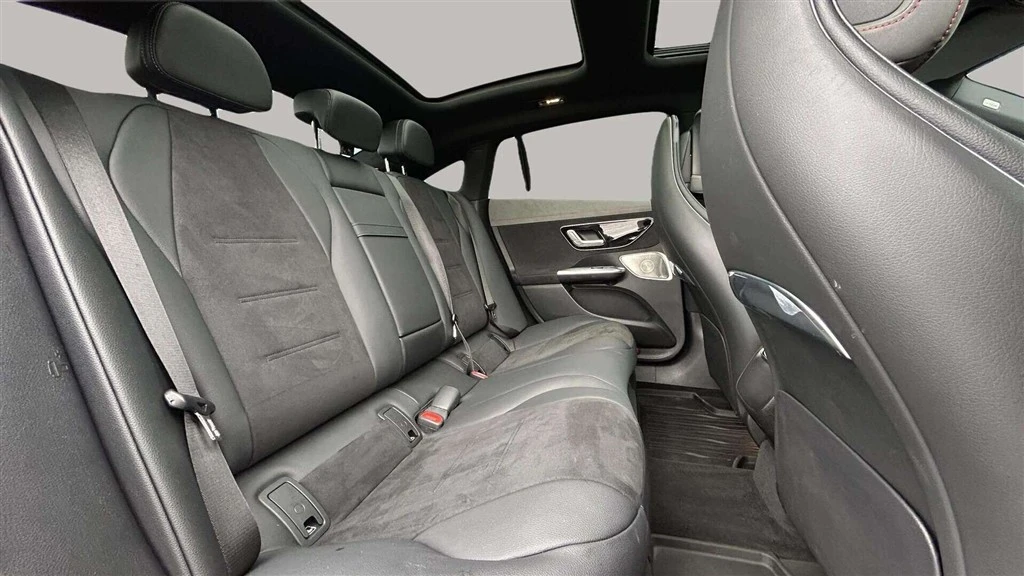 Mercedes-Benz-EQE-image-21