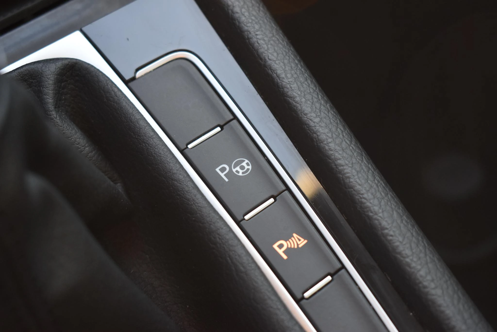 Volkswagen-Golf-image-33