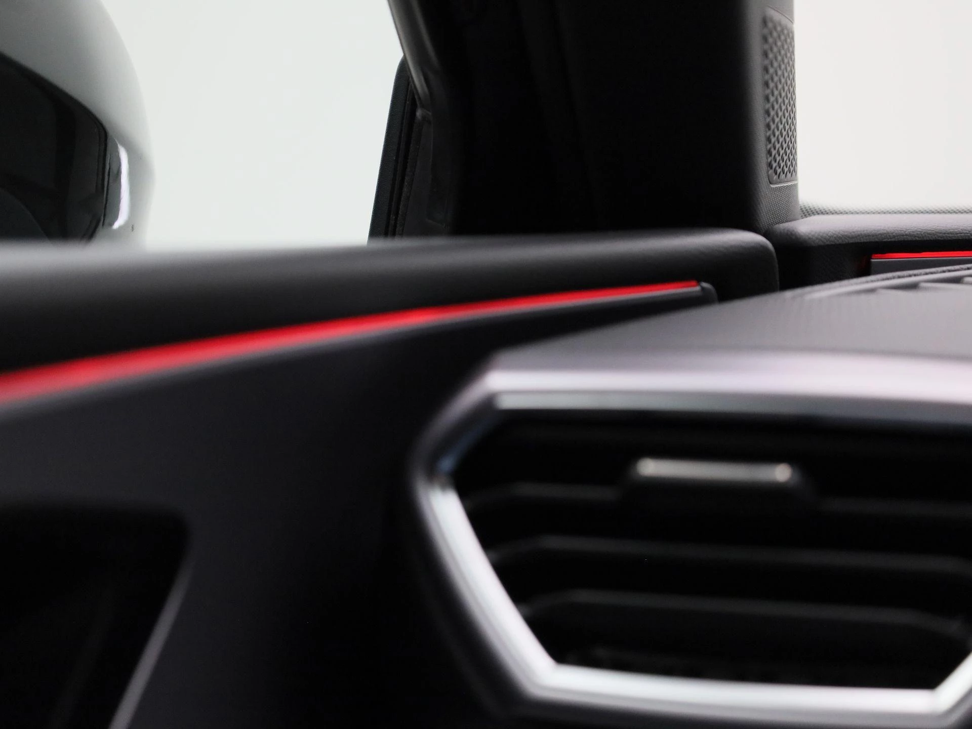 SEAT Leon Sportstourer 1.5 TSI e-Hybrid FR Business