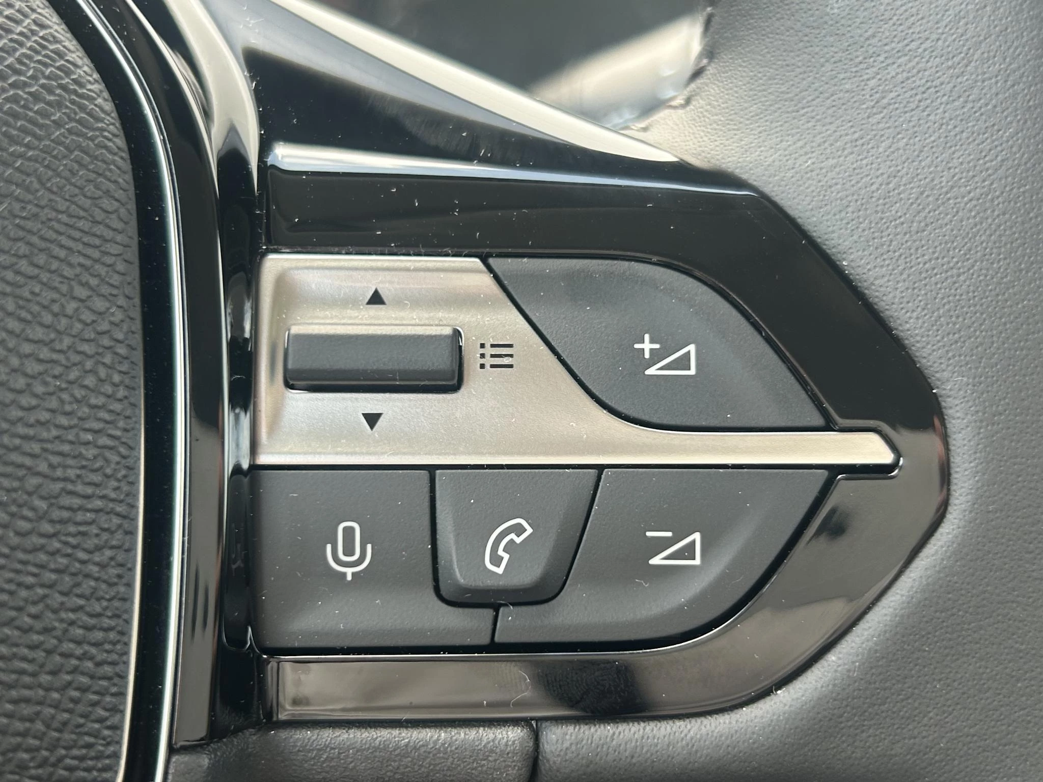 Peugeot-308-image-11