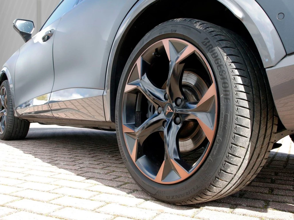 CUPRA Formentor 2.0 TSI DSG VZ '19 ACC Pano 360 LED