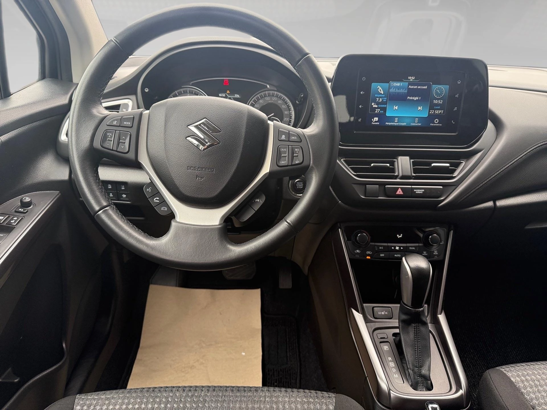 Suzuki-S-Cross-image-6