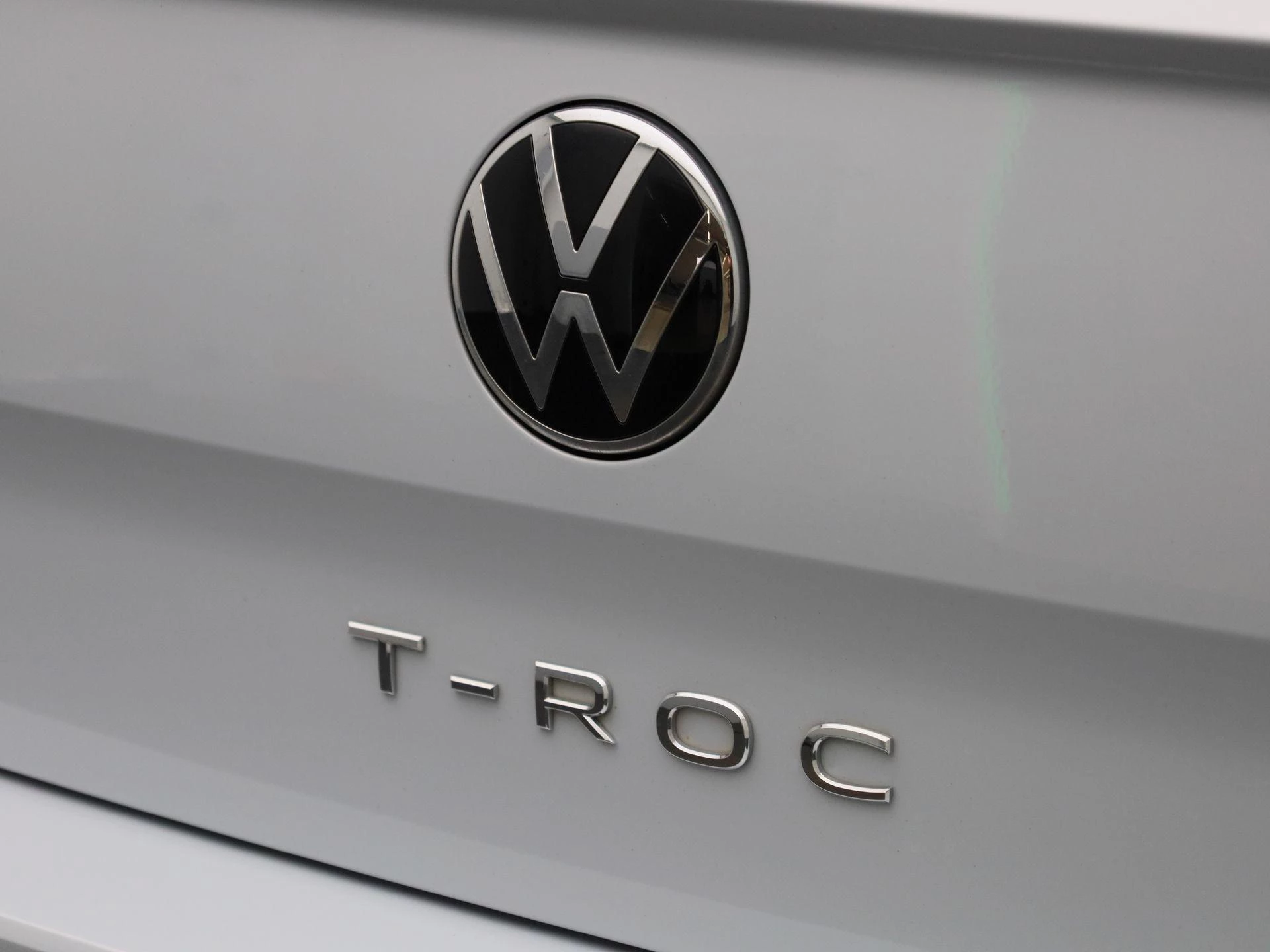 Volkswagen-T-Roc-image-40