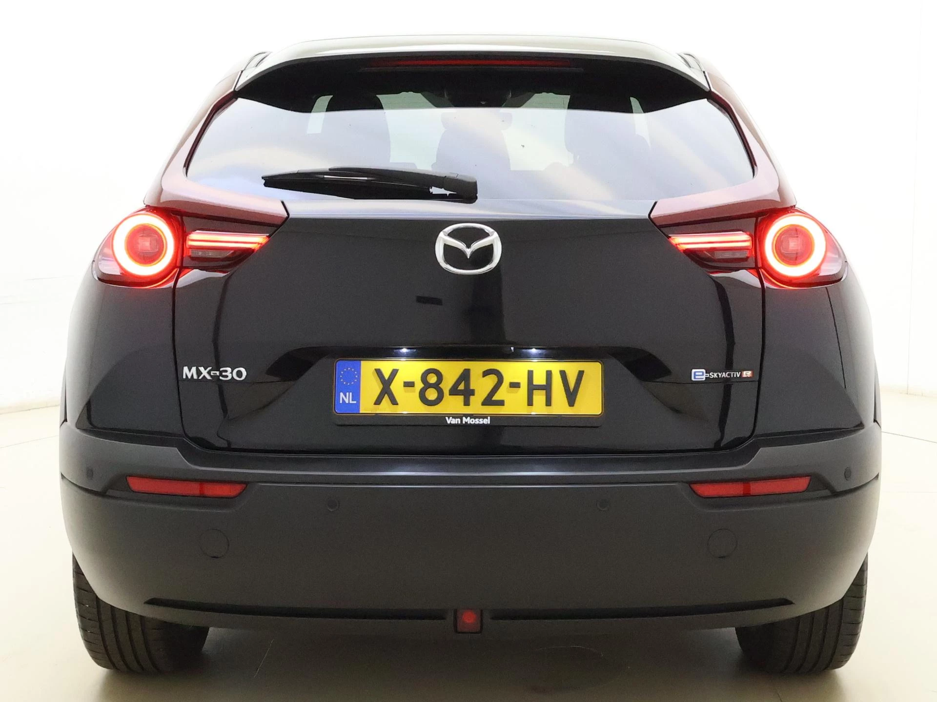 Mazda-MX-30-image-7