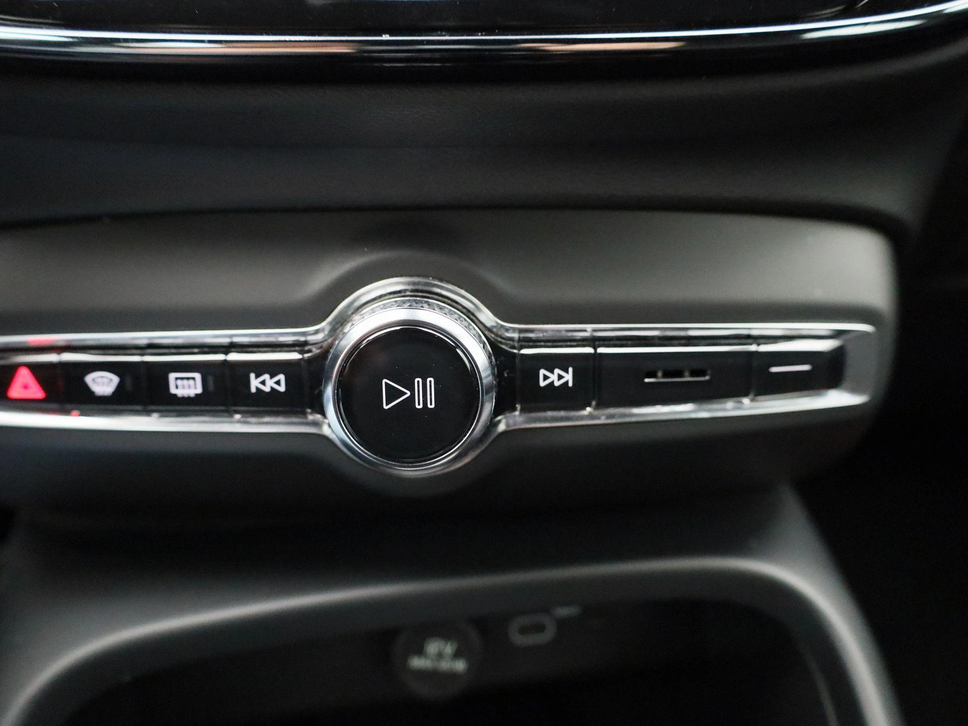 Volvo-XC40-image-18