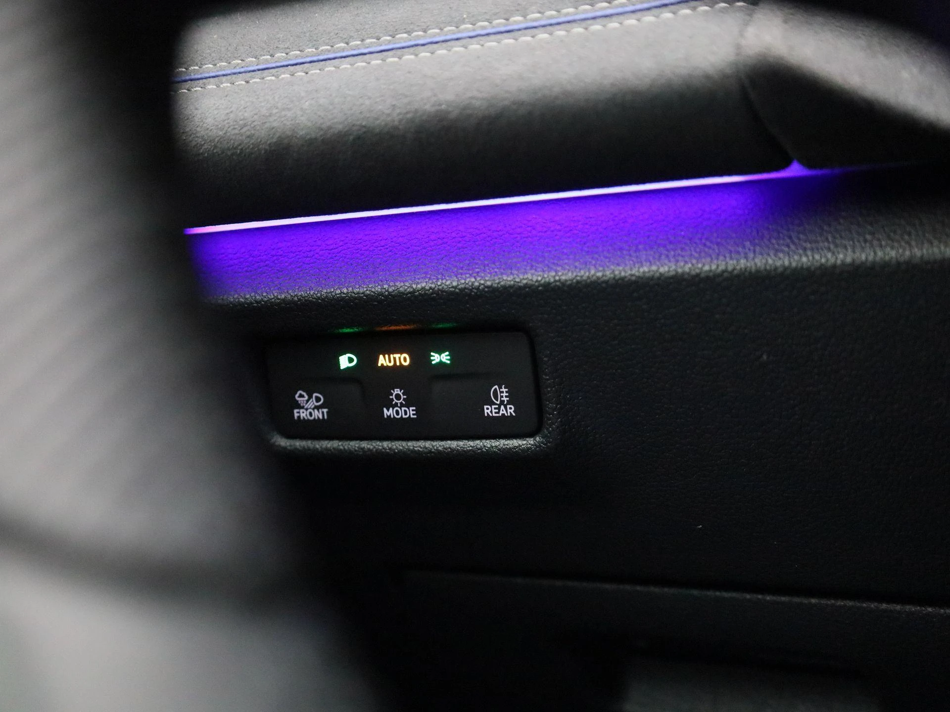 Volkswagen Tayron 1.5 eHybrid R-Line Edition 204 PK|