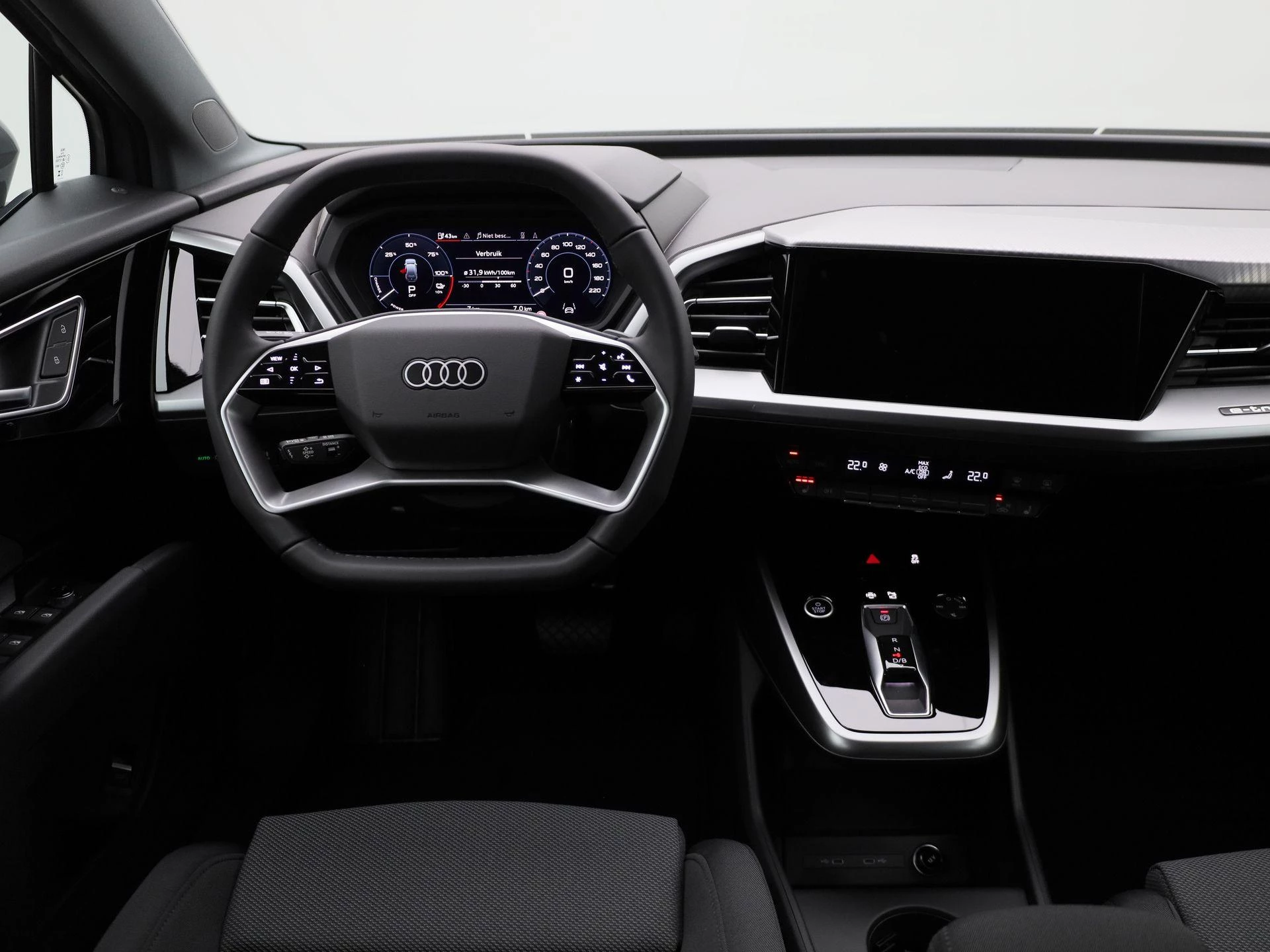 Audi-Q4 e-tron-image-6