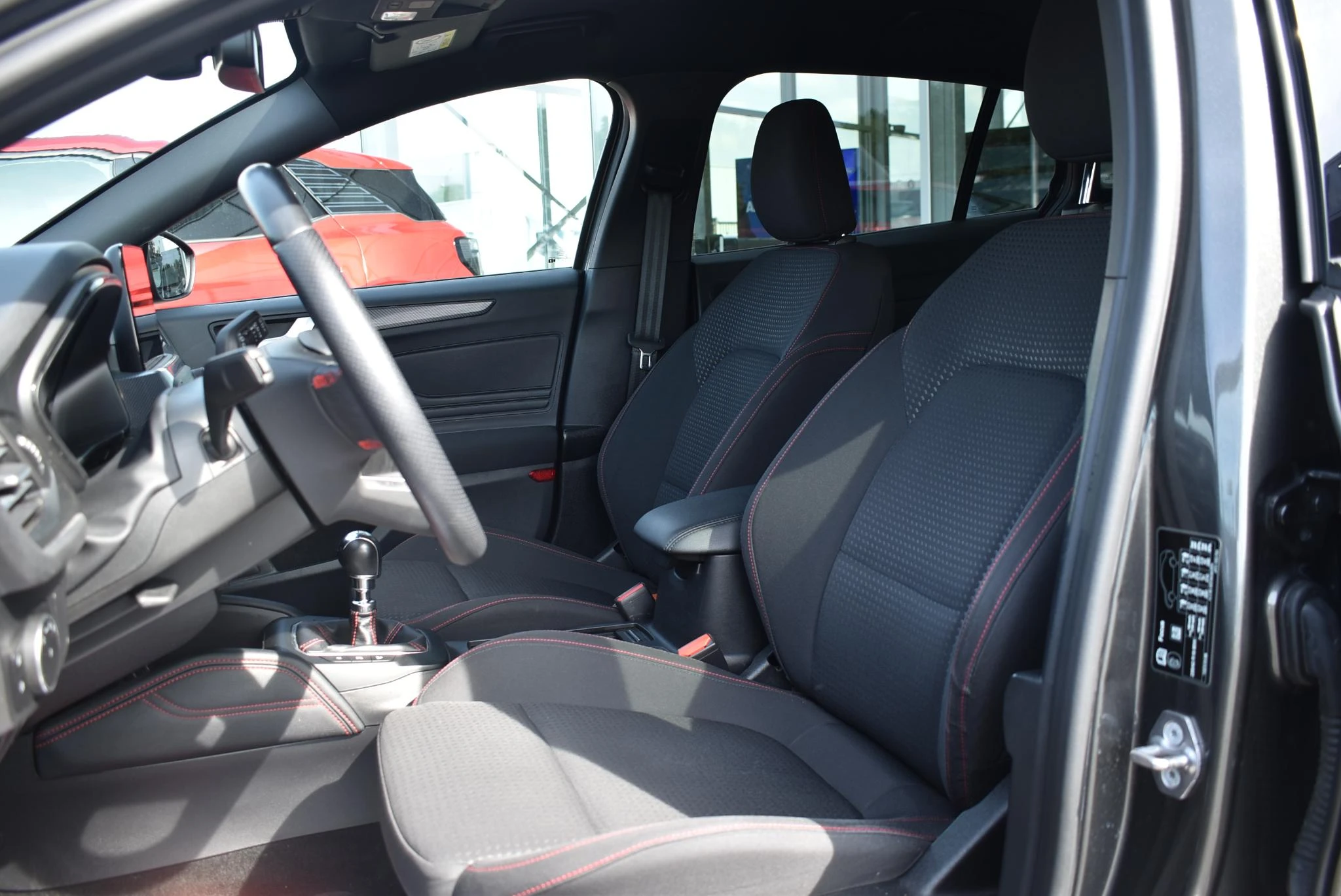 Ford Focus Wagon 1.0 EcoBoost ST Line Business