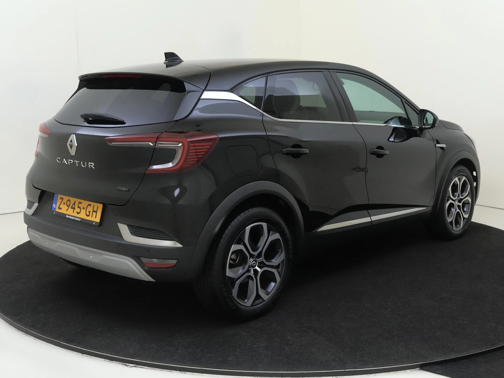 Renault-Captur-image-5