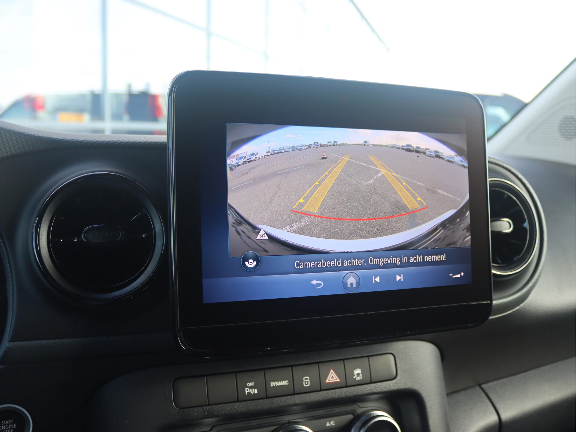 Mercedes-Benz-eCitan-image-9