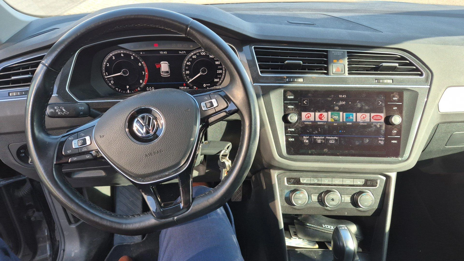 Volkswagen-Tiguan-image-7