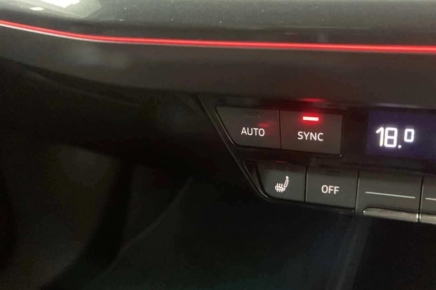 Audi-Q4 e-tron-image-18