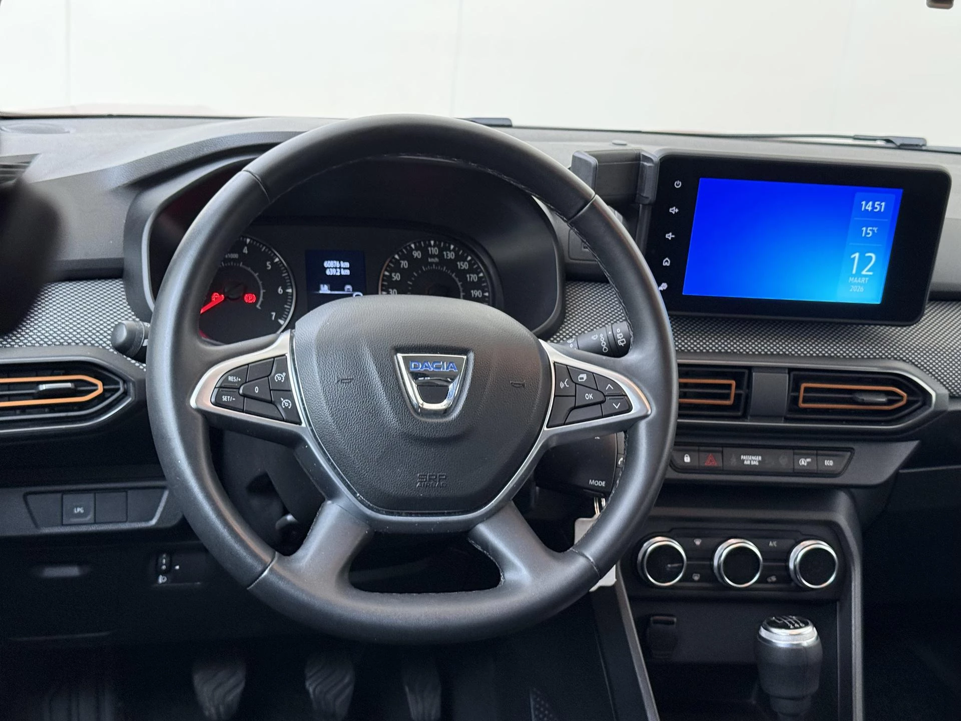 Dacia-Sandero Stepway-image-9