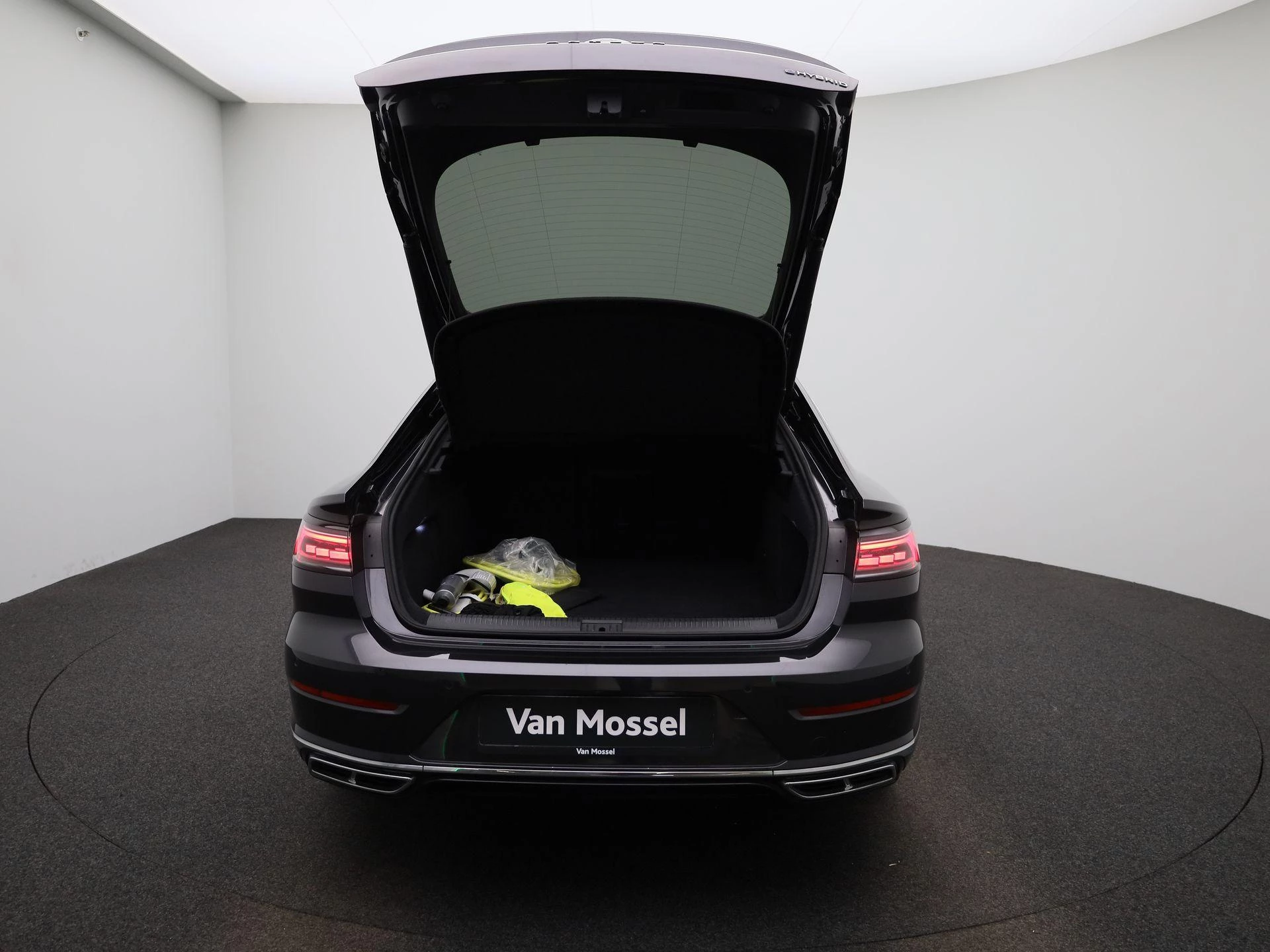 Volkswagen Arteon 1.4 eHybrid DSG R-Line