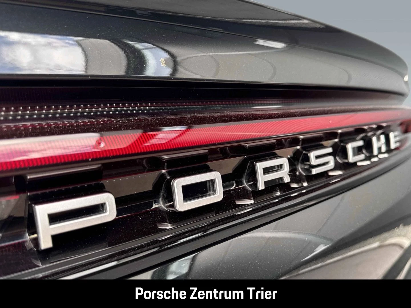 Porsche-Cayenne-image-12