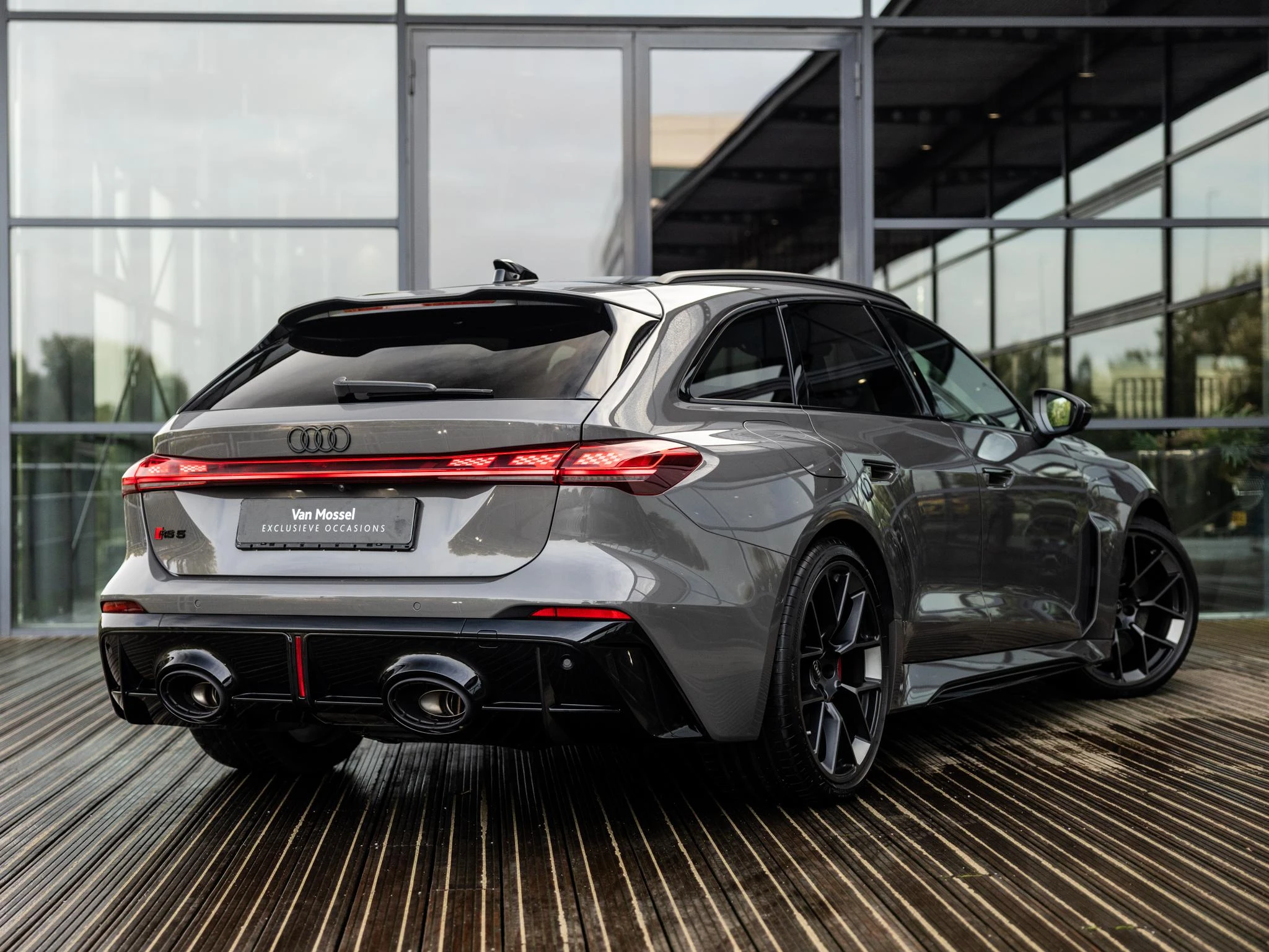 Audi-RS5-image-6