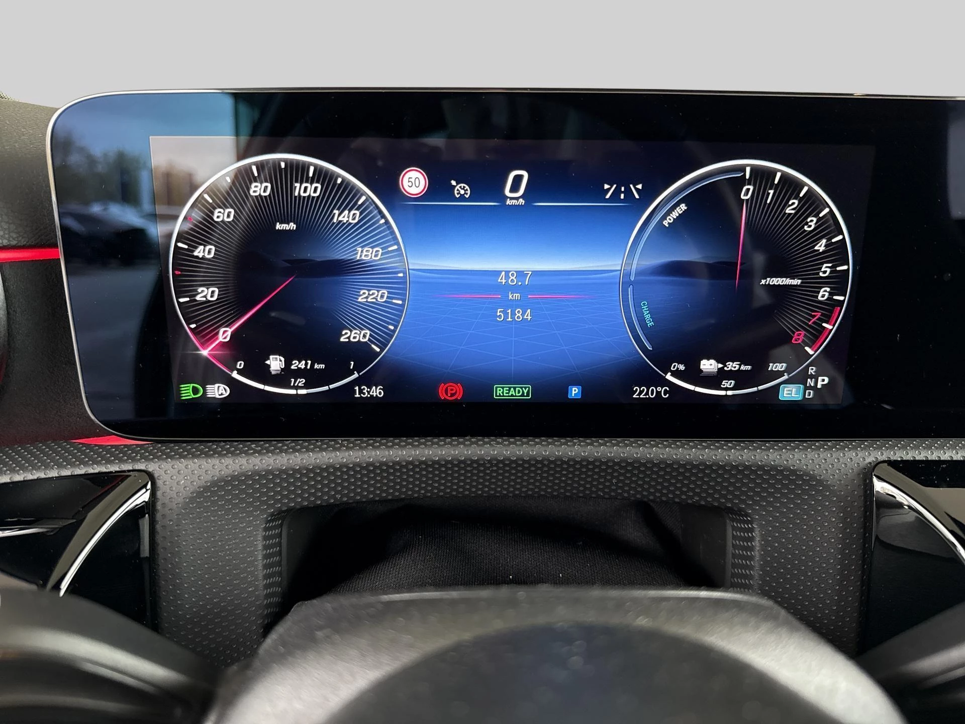 Mercedes-Benz Classe A 250 e AMG Line - TREKHAAK - MULTIBEAM LED - CARPLAY - 360° CAMERA