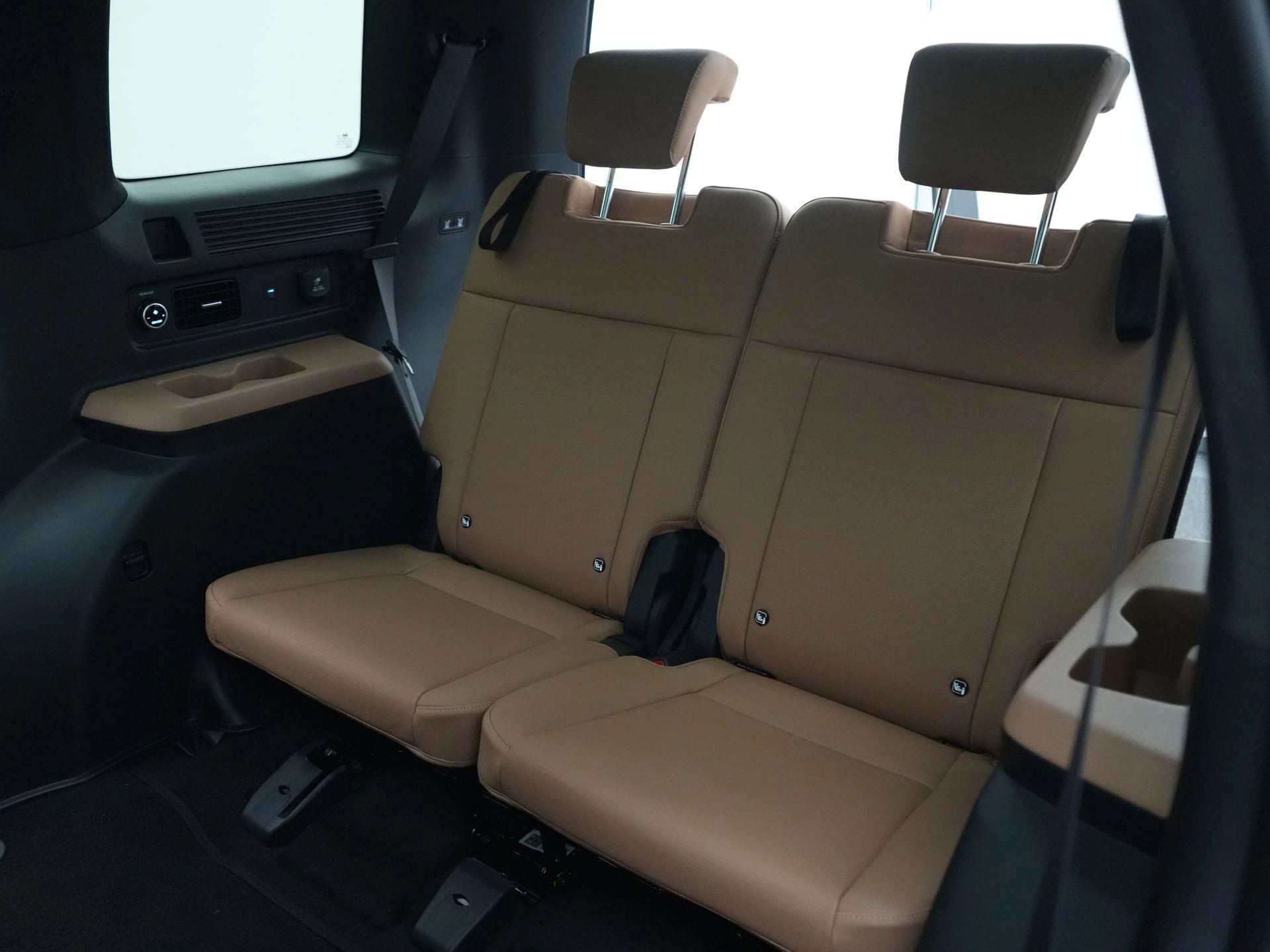 Hyundai-Santa Fe-image-44