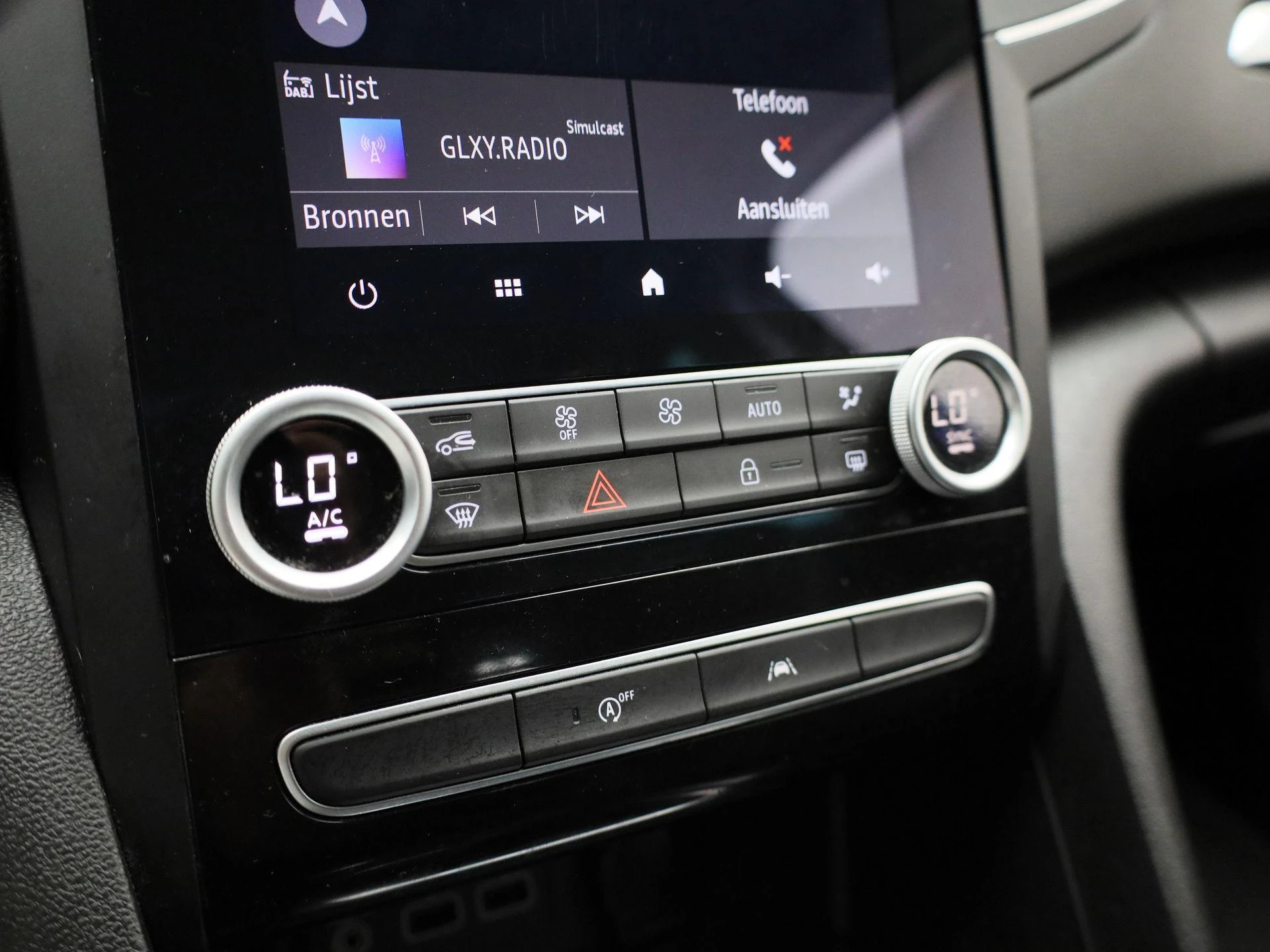 Renault-Mégane Grand Tour-image-28