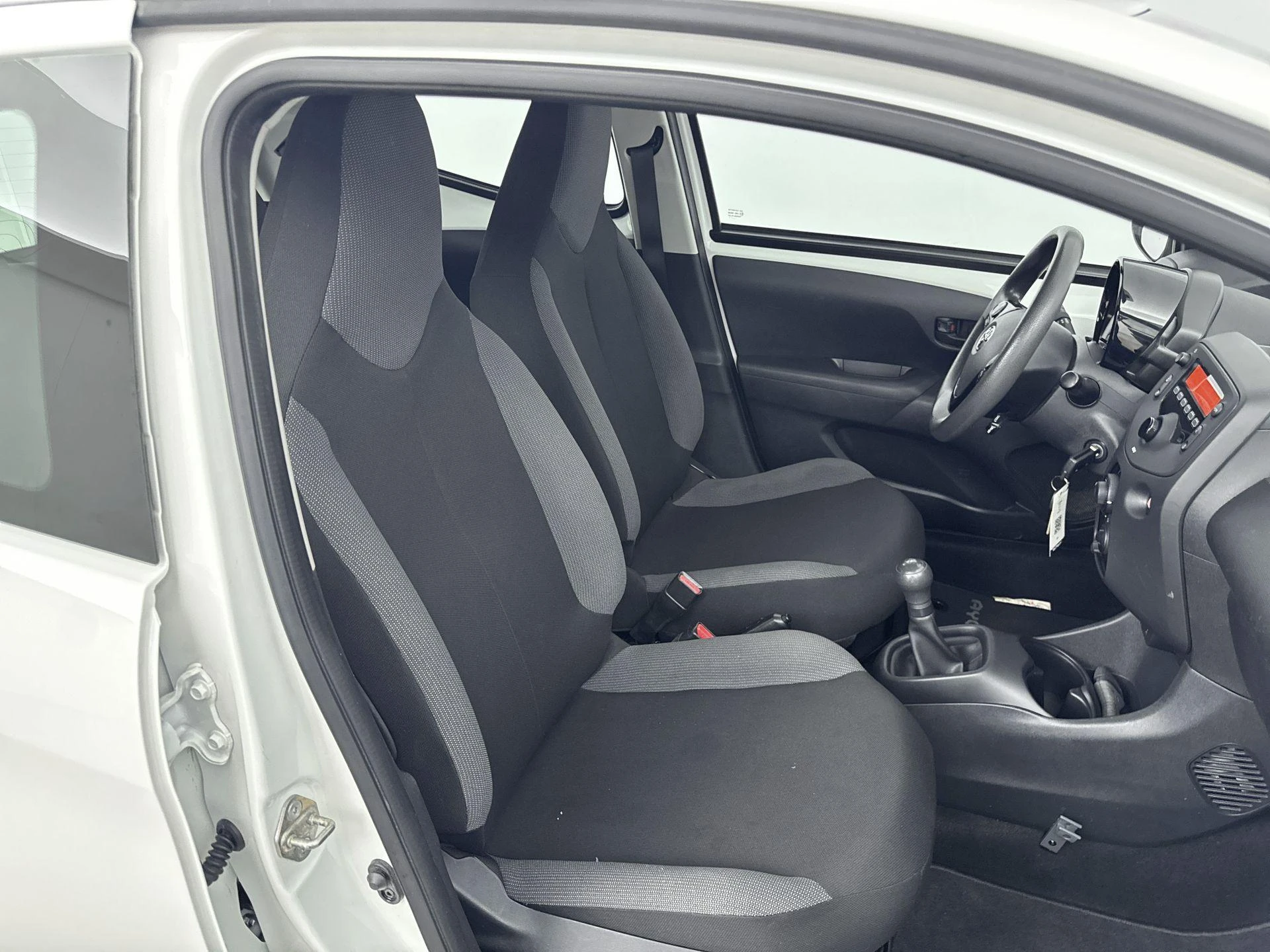 Toyota-Aygo-image-19