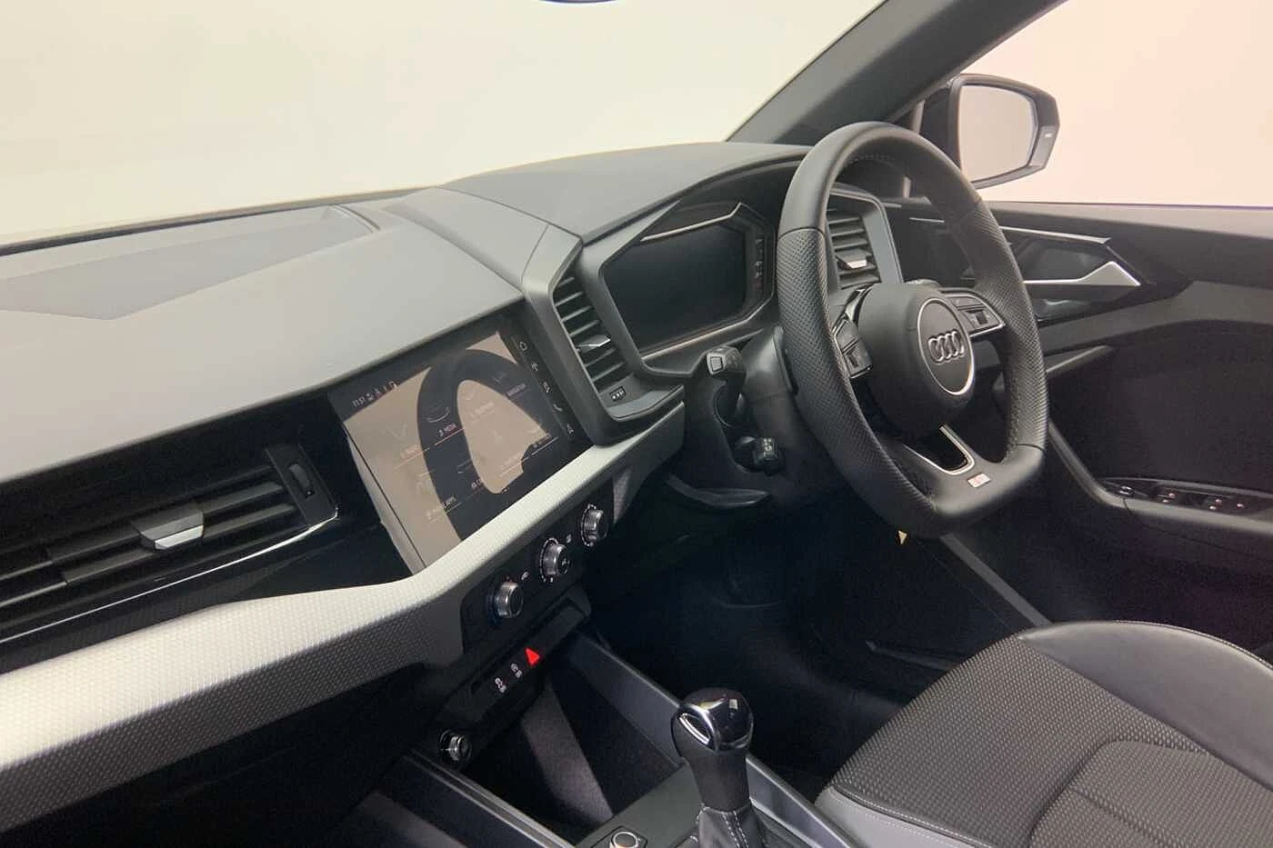 Audi-A1 Sportback-image-11
