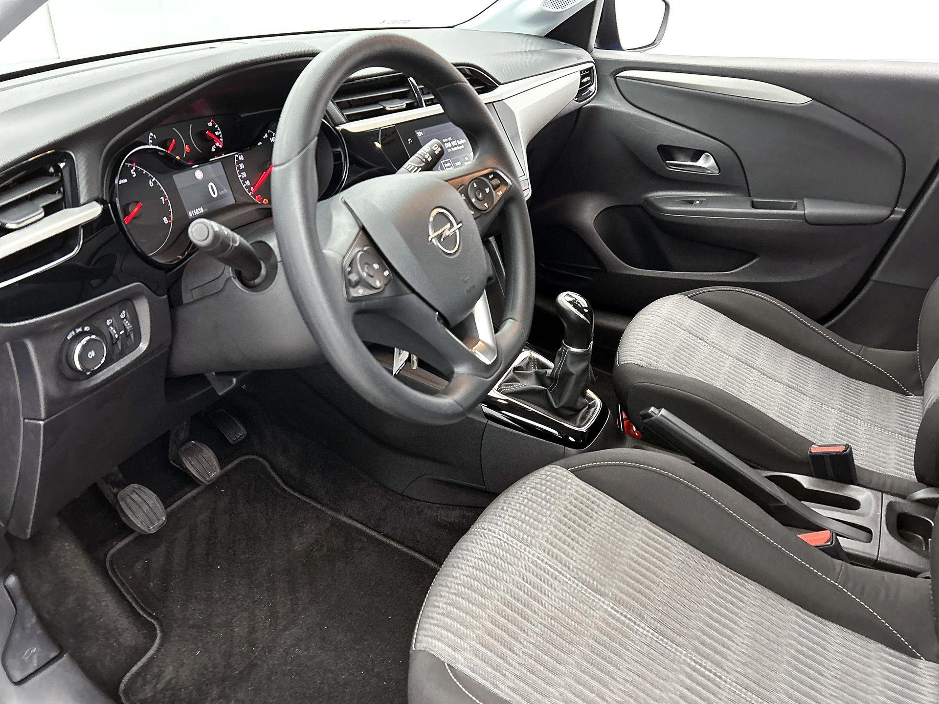 Opel-Corsa-image-20