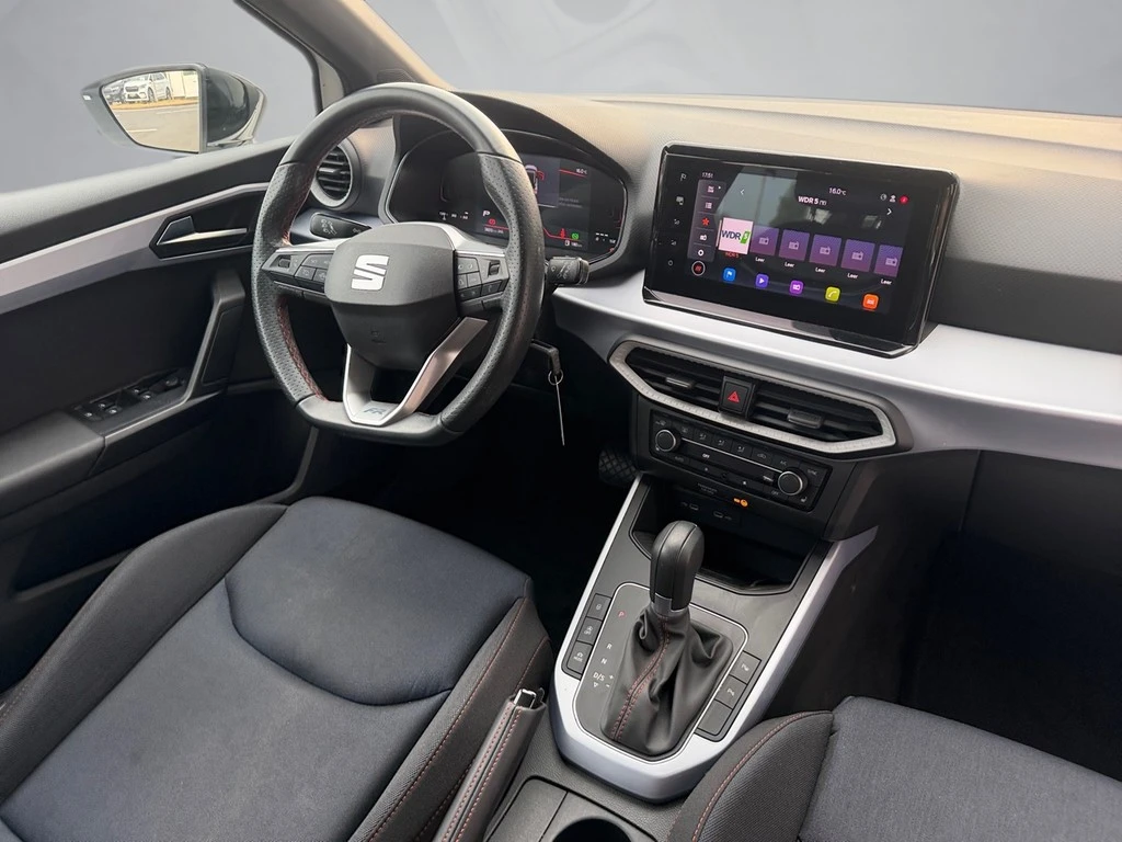 SEAT-Arona-image-11