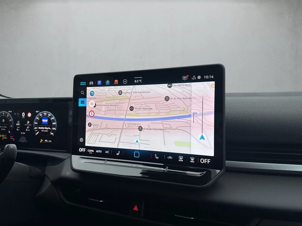 Volkswagen T-Roc 1.5l eTSI DSG R-Line