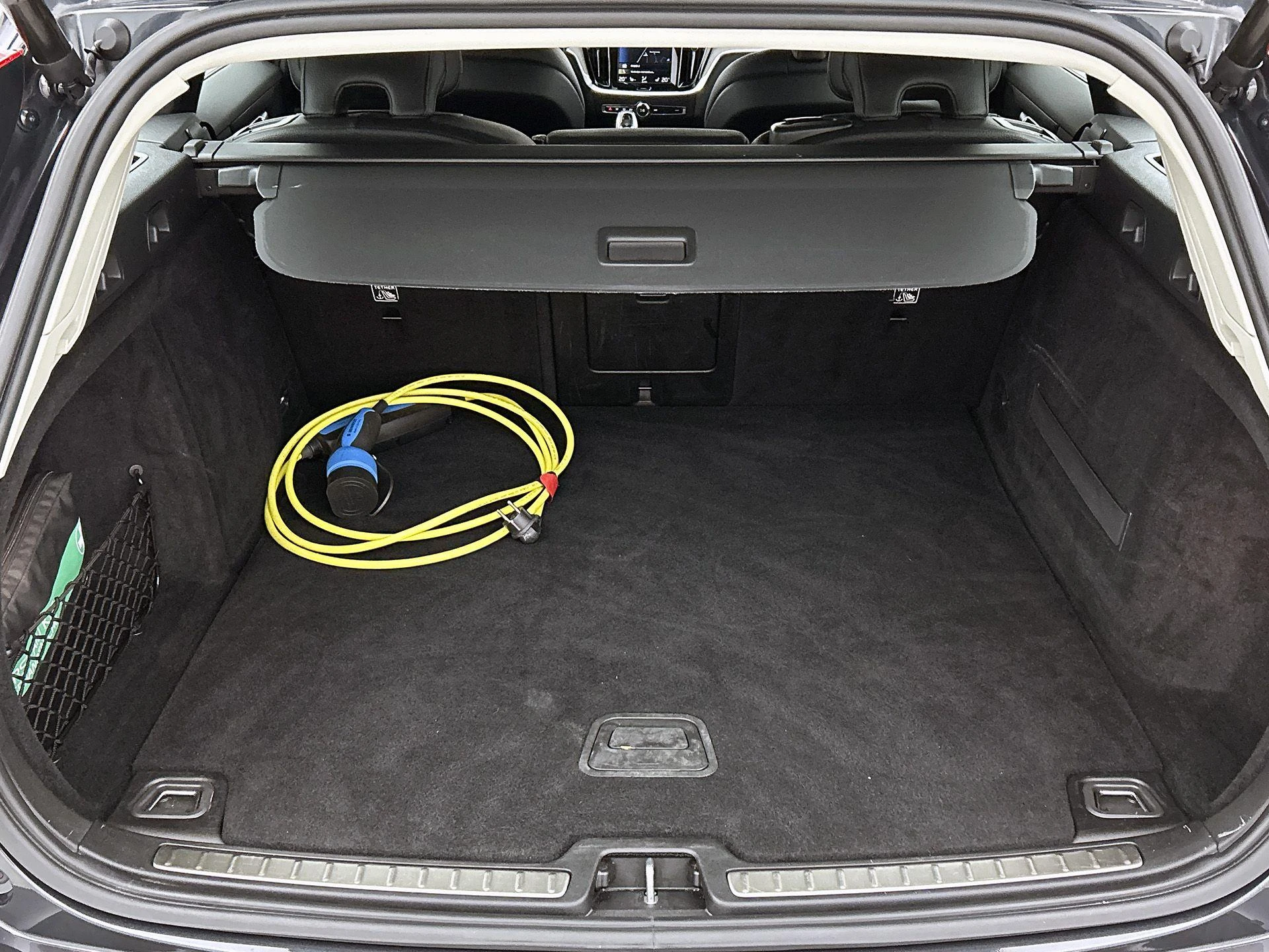 Volvo-V60-image-34