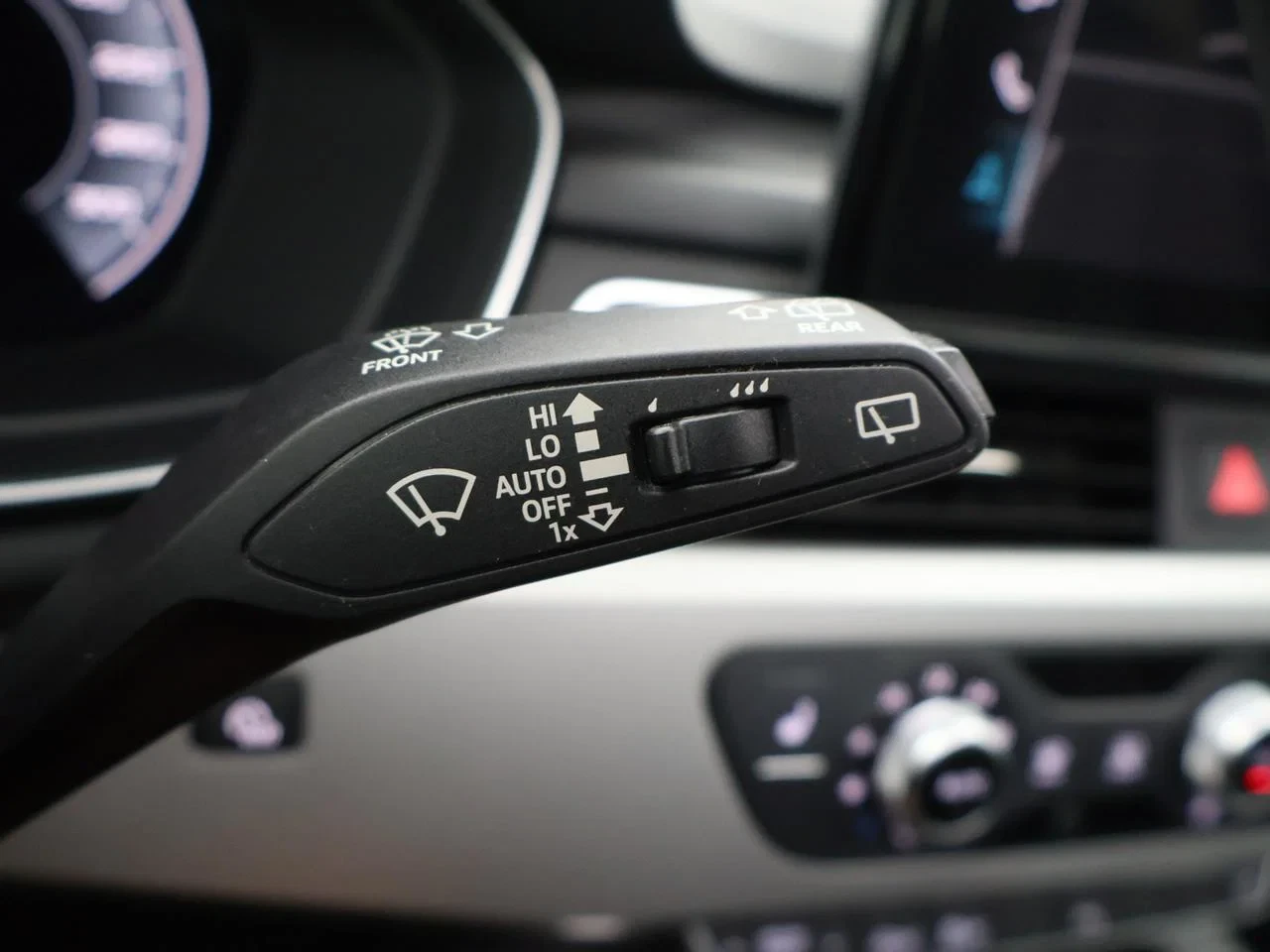 Audi-A4-image-23