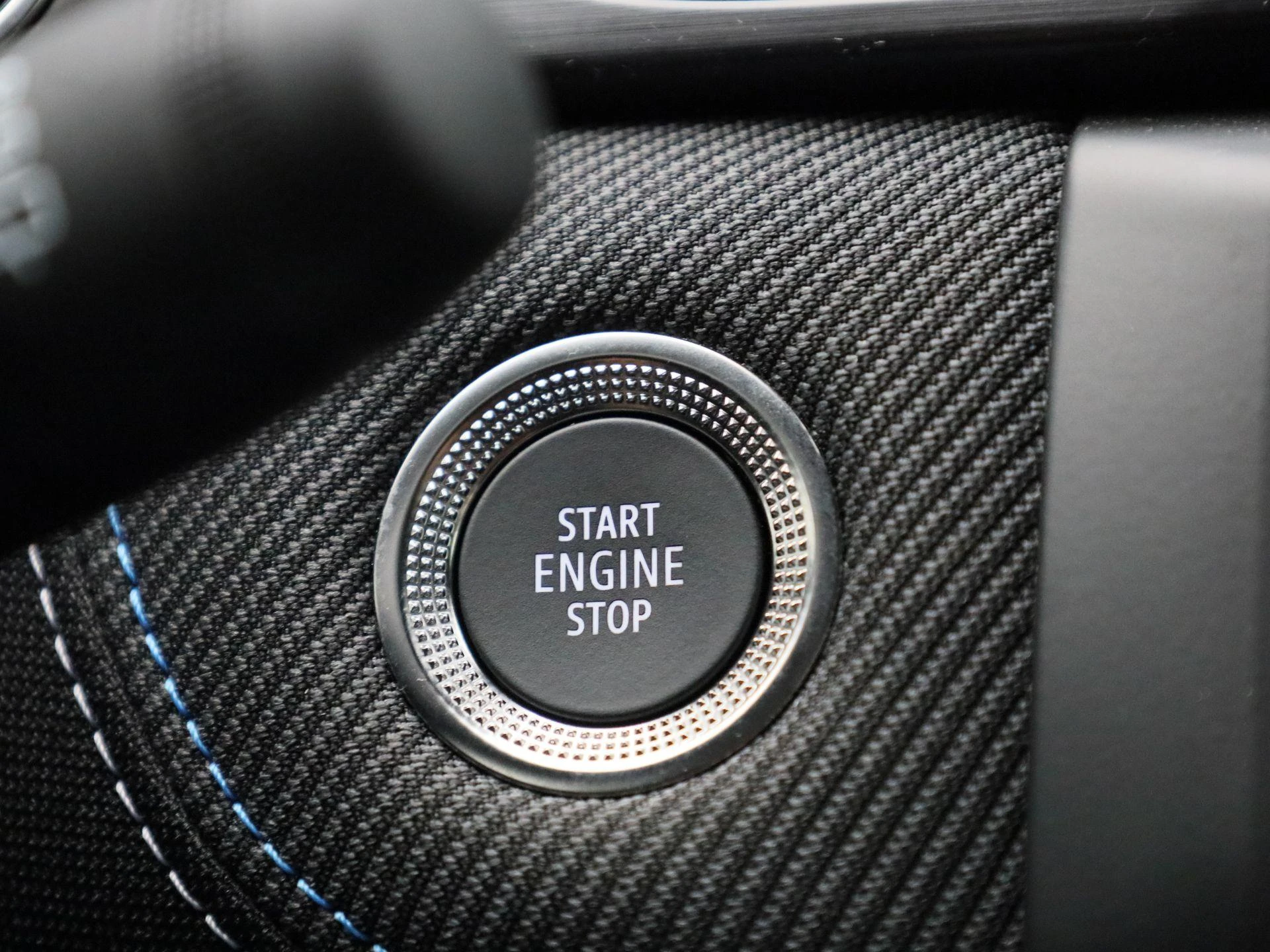 Renault-Captur-image-18