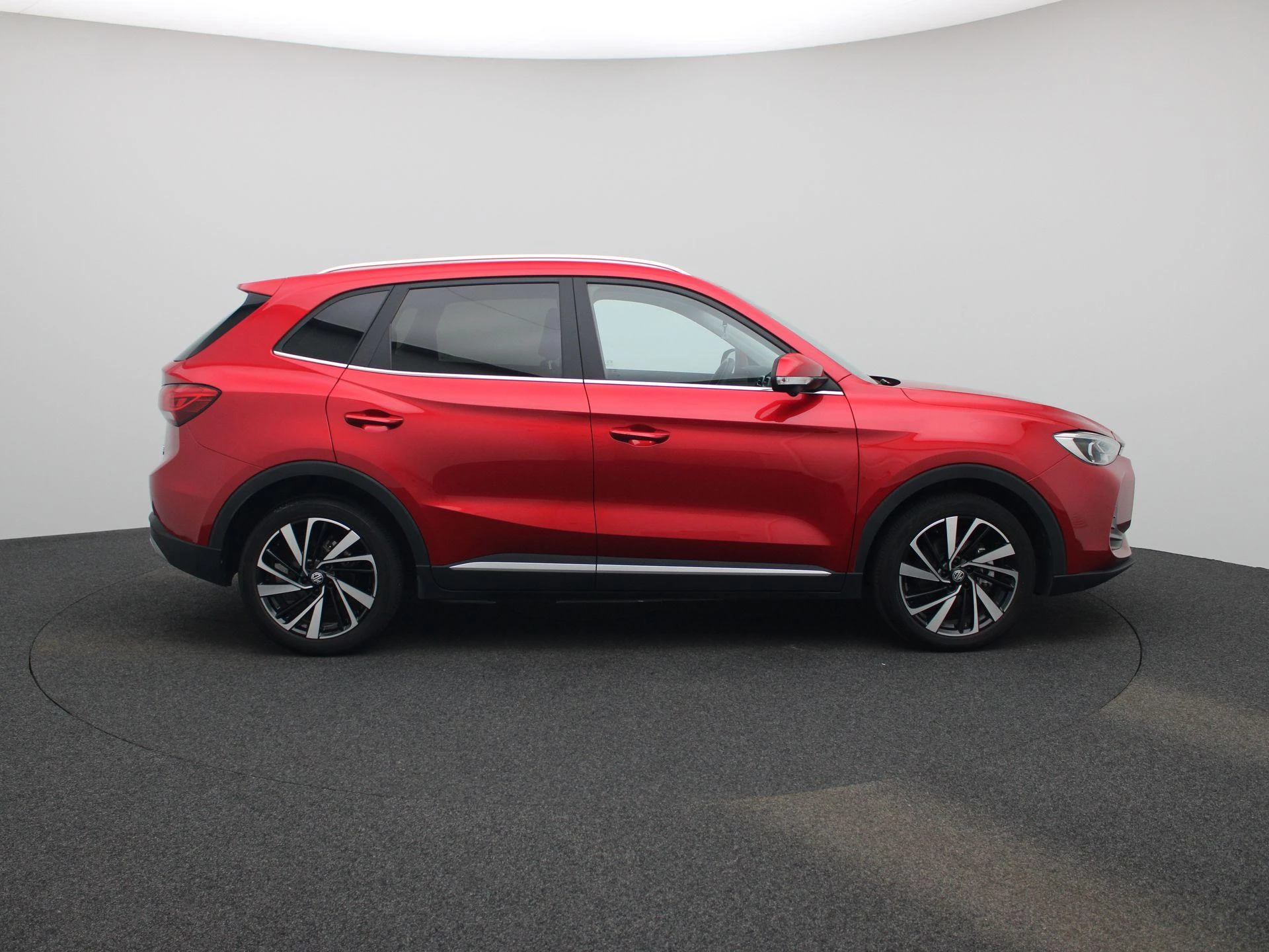 MG ZS 1.5 Hybrid+ Luxury