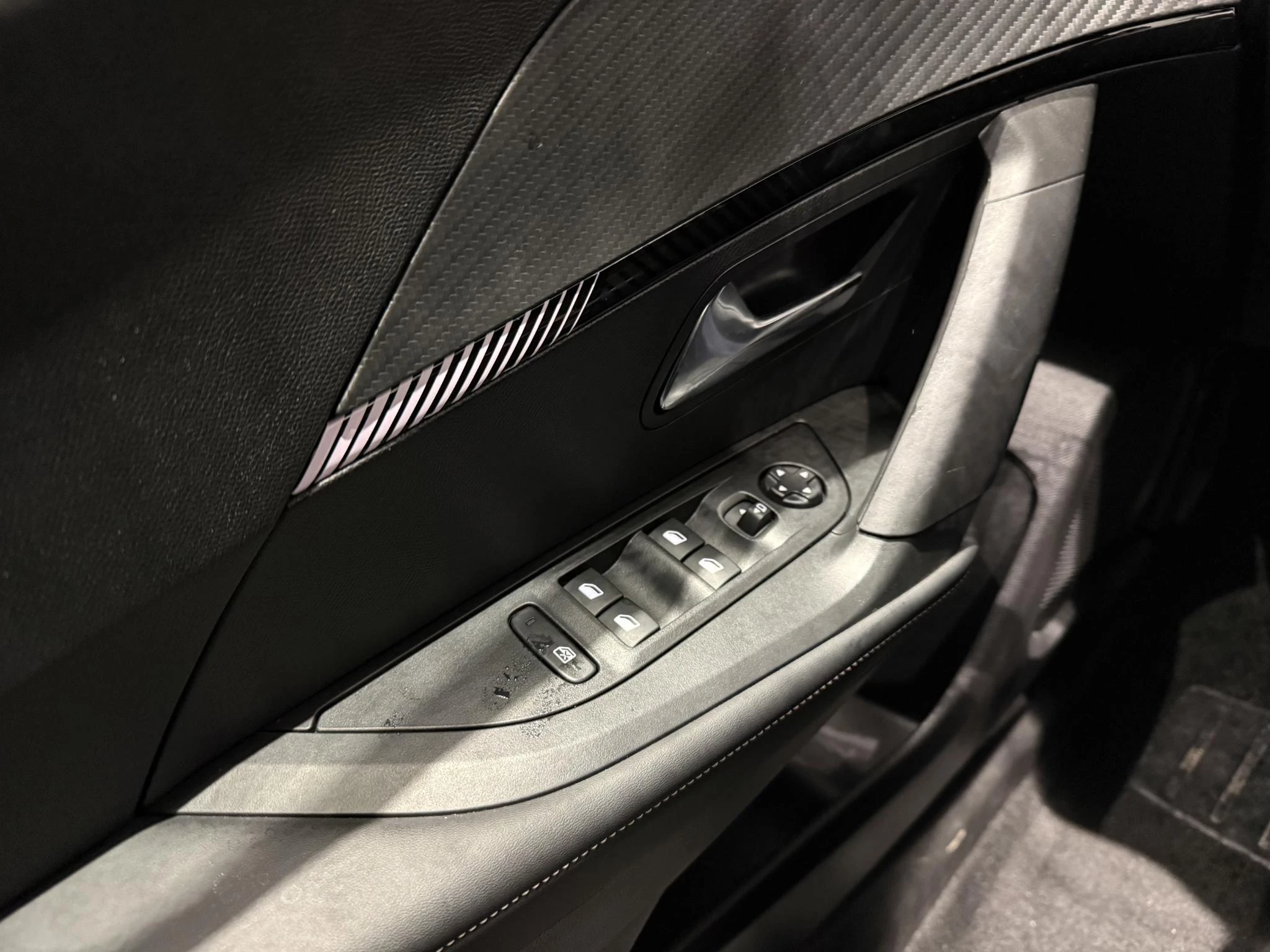 Peugeot-2008-image-13
