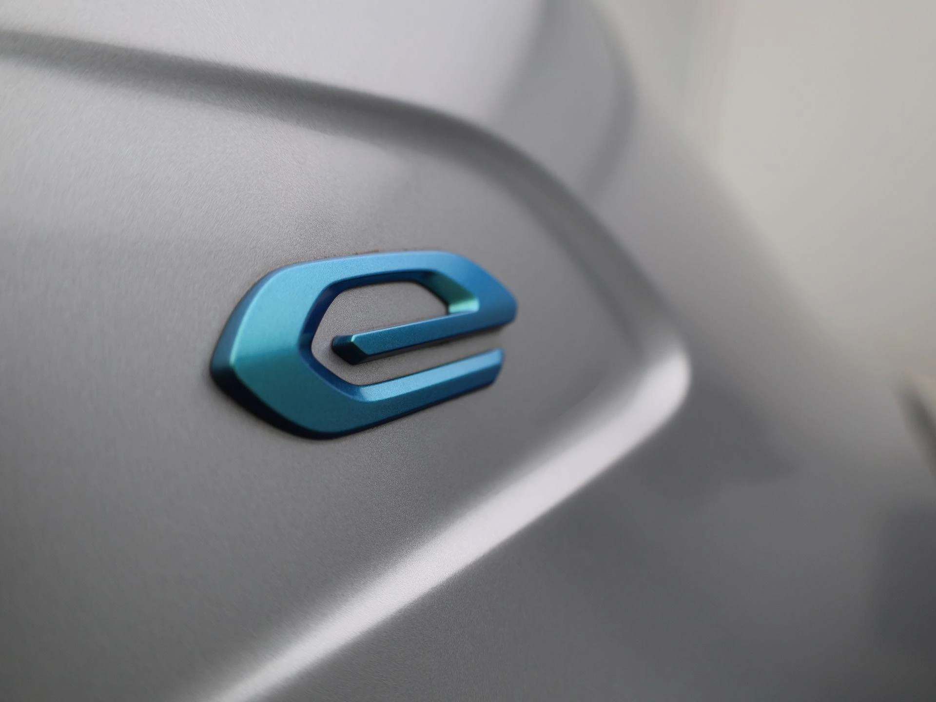 Peugeot-e-208-image-16