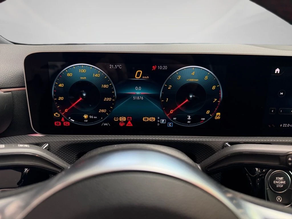 Mercedes-Benz-A-Klasse 250-image-5