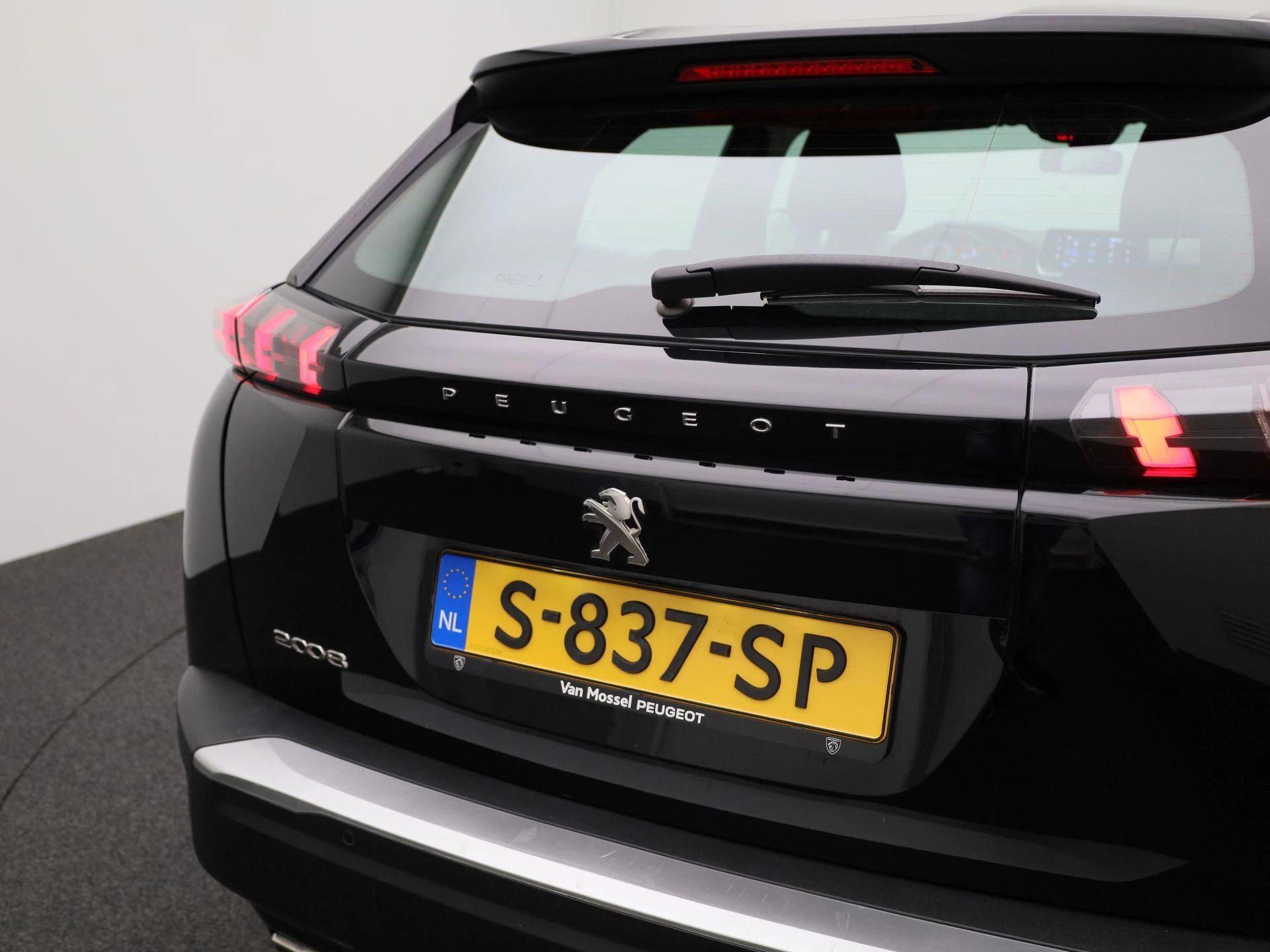 Peugeot-2008-image-35