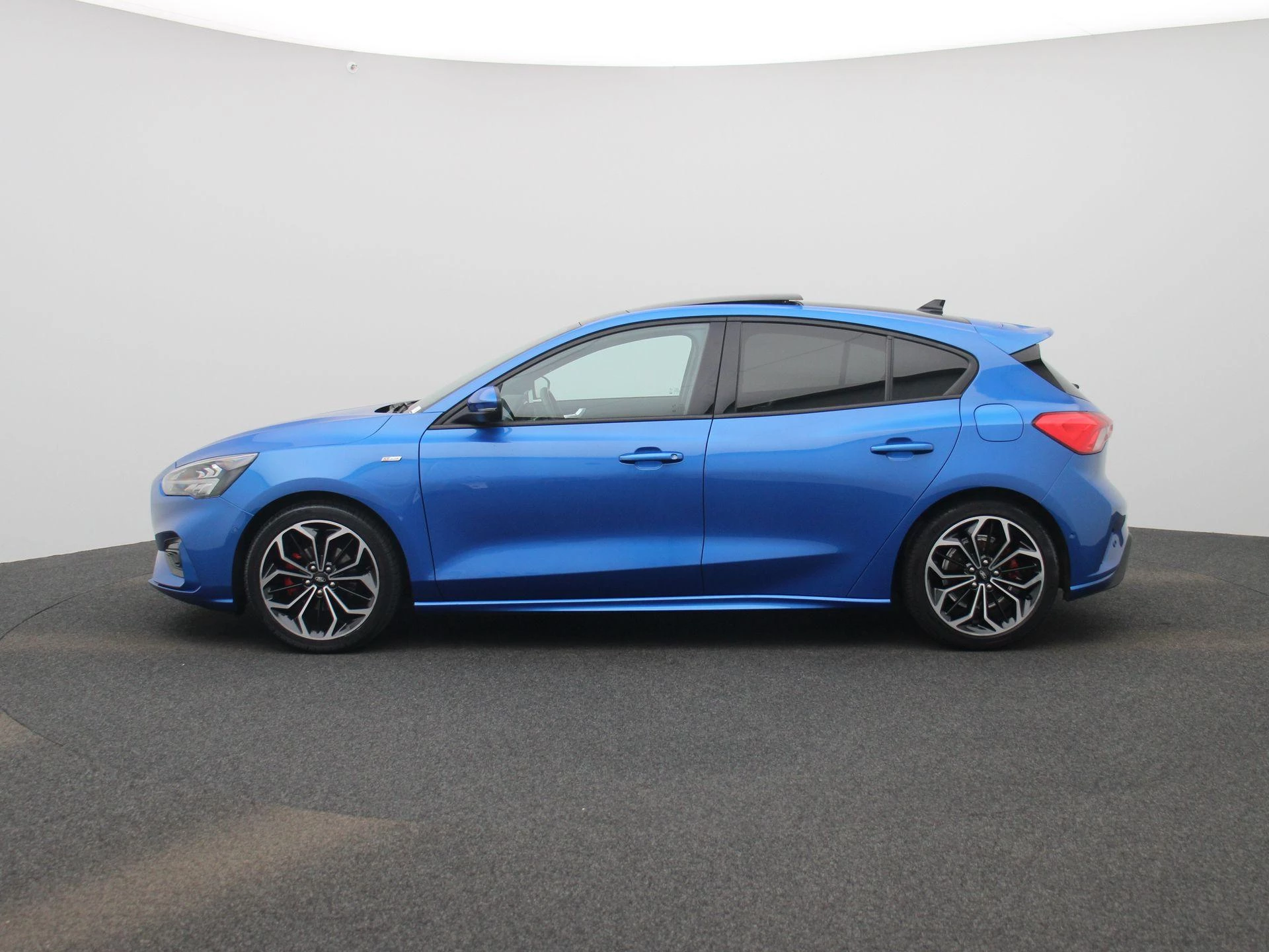 Ford Focus 1.0 EcoBoost ST Line Business
