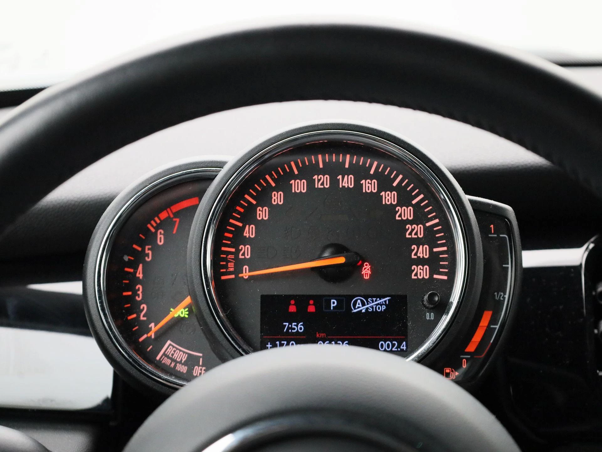 MINI-Cooper-image-7
