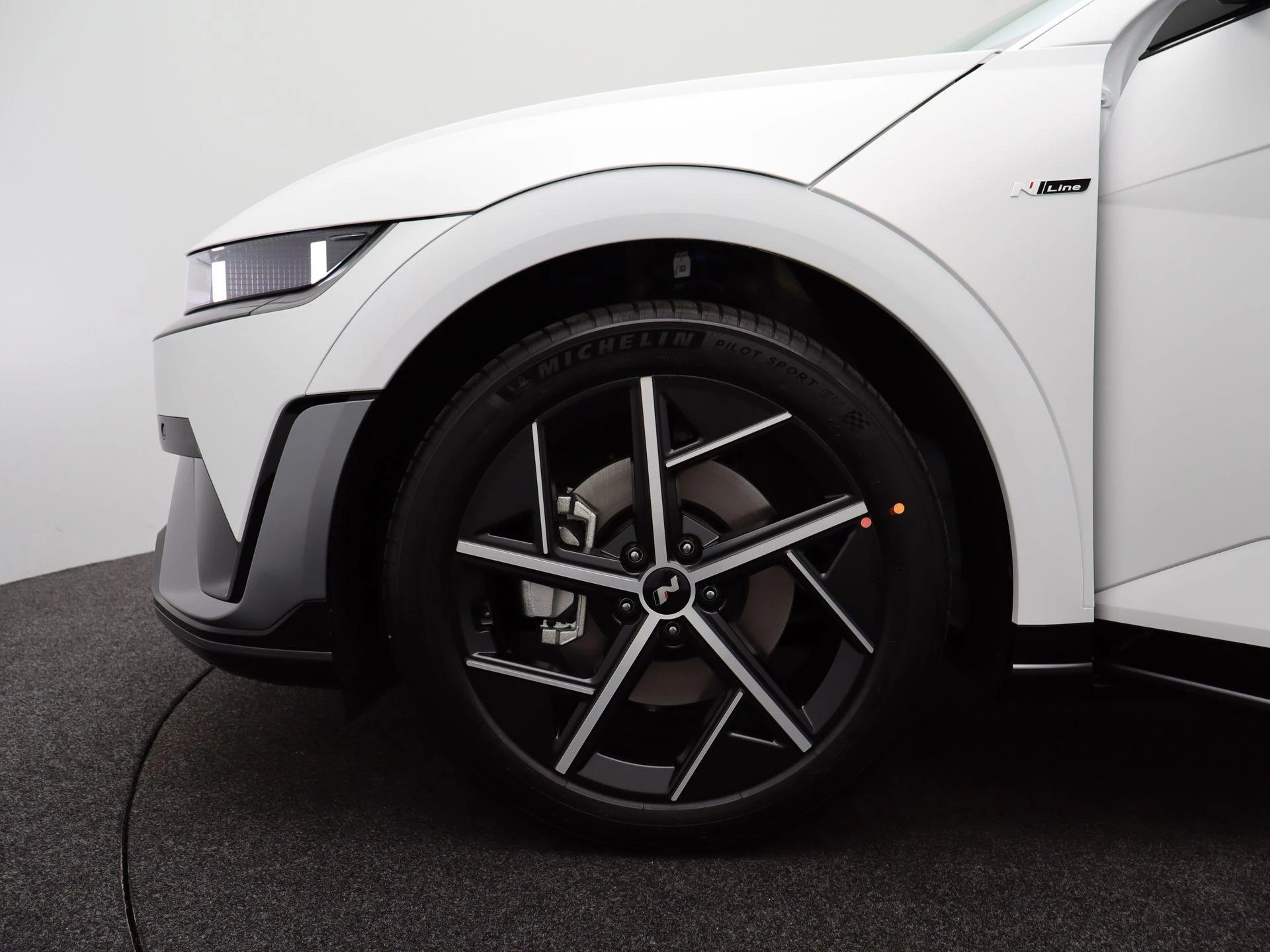 Hyundai IONIQ 5 N Line Business 84 kWh